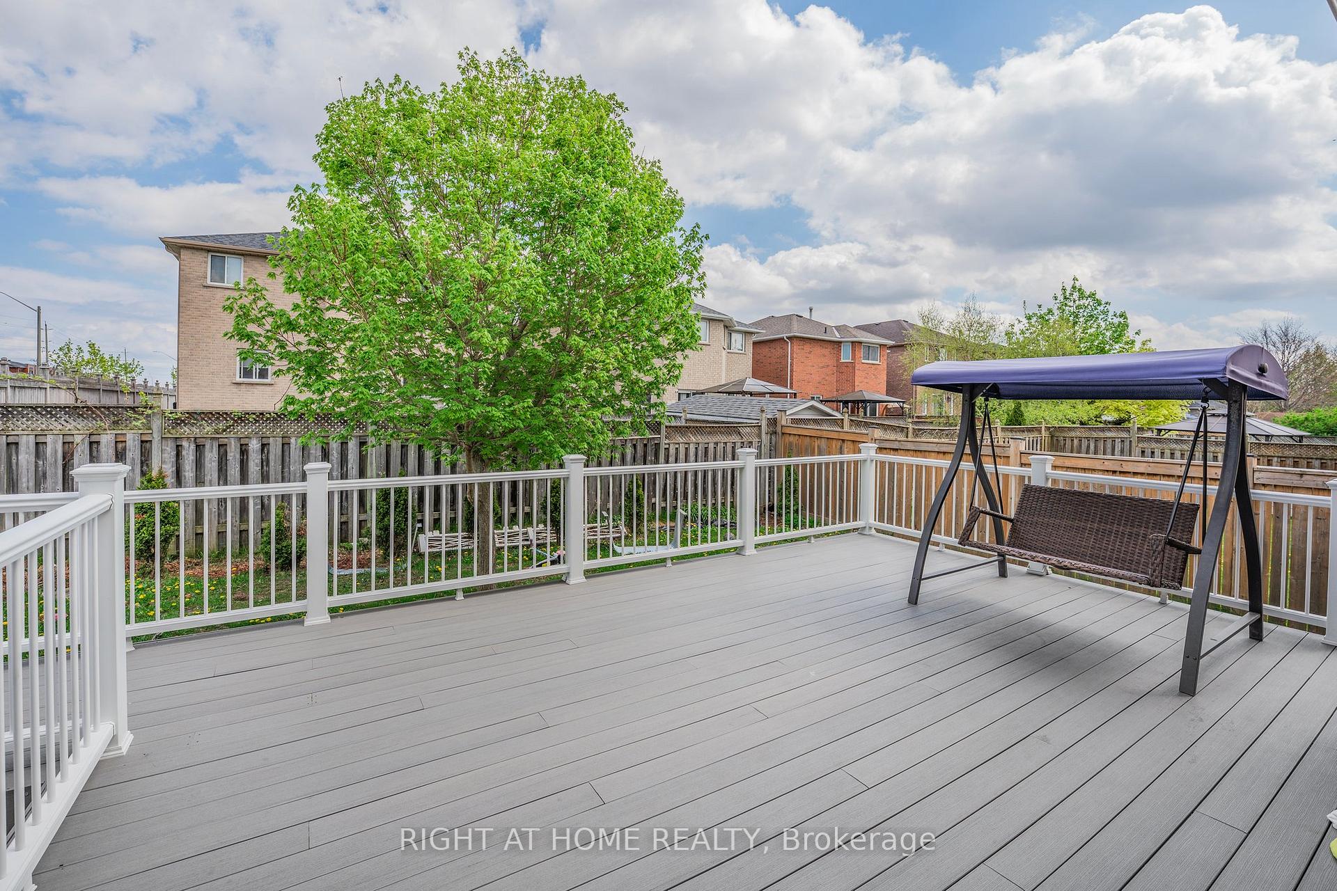 Photo 38 of 1 Esther Drive, Barrie, Painswick South — HOMEH