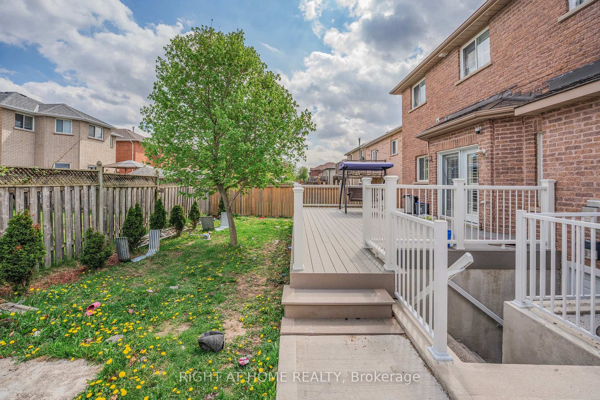 Photo 39 of 1 Esther Drive, Barrie, Painswick South — HOMEH