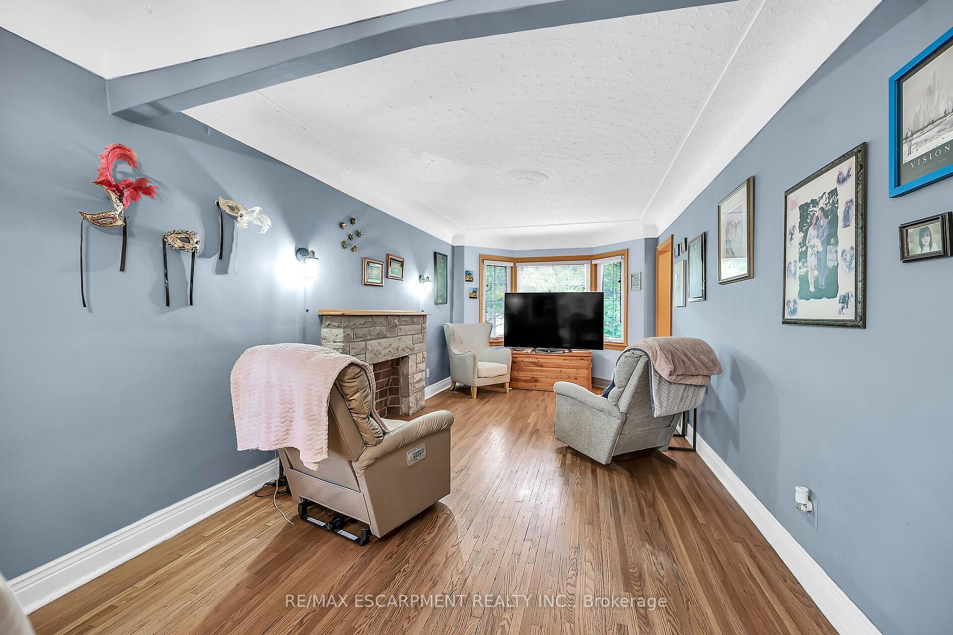 Photo 8 of 248 East 12th Street, Hamilton, Inch Park — HOMEH