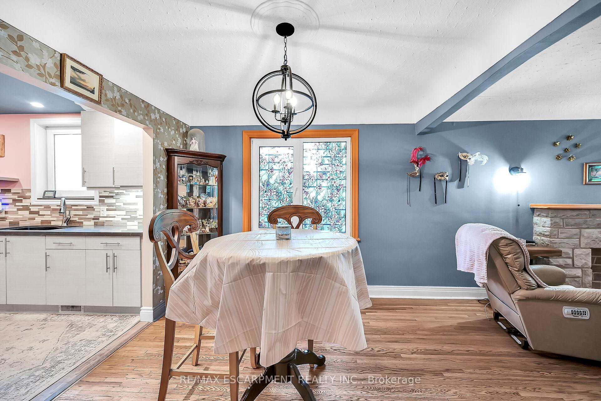 Photo 11 of 248 East 12th Street, Hamilton, Inch Park — HOMEH