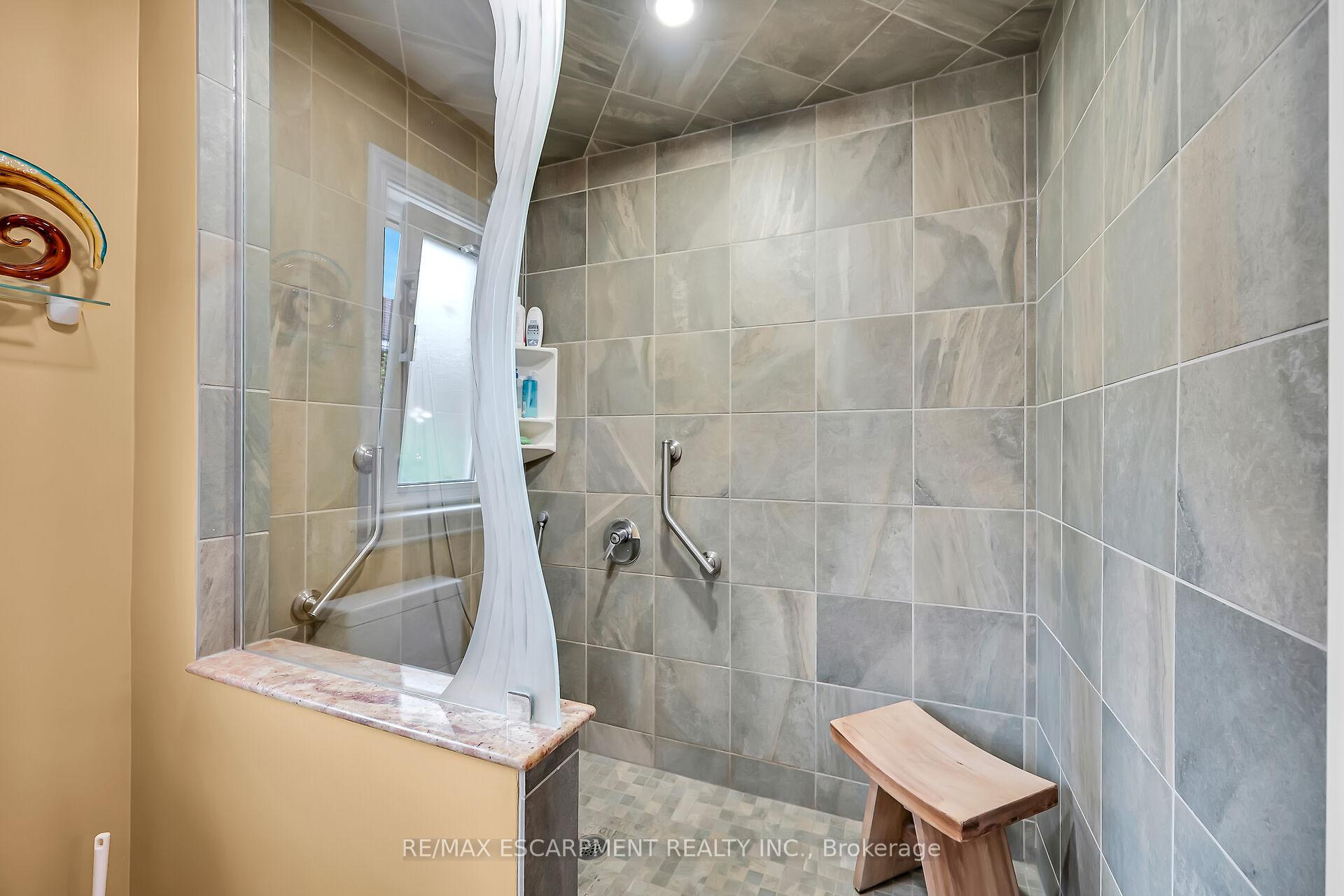 Photo 23 of 248 East 12th Street, Hamilton, Inch Park — HOMEH
