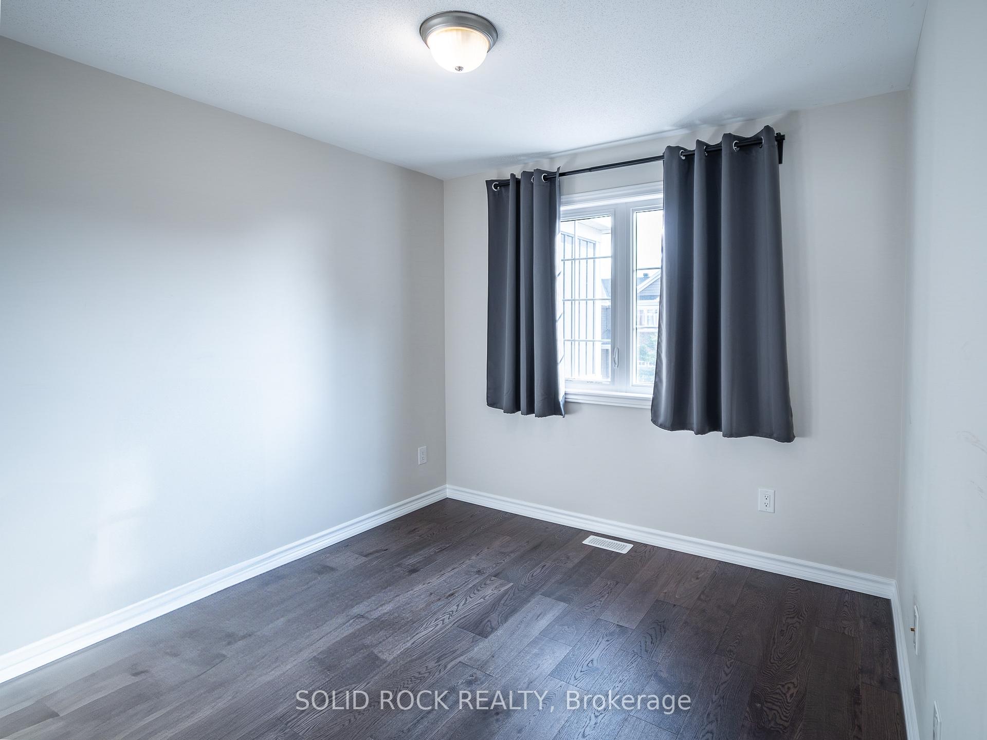 Photo 12 of 722 Logperch Circle, Ottawa, Barrhaven - Half Moon Bay — HOMEH