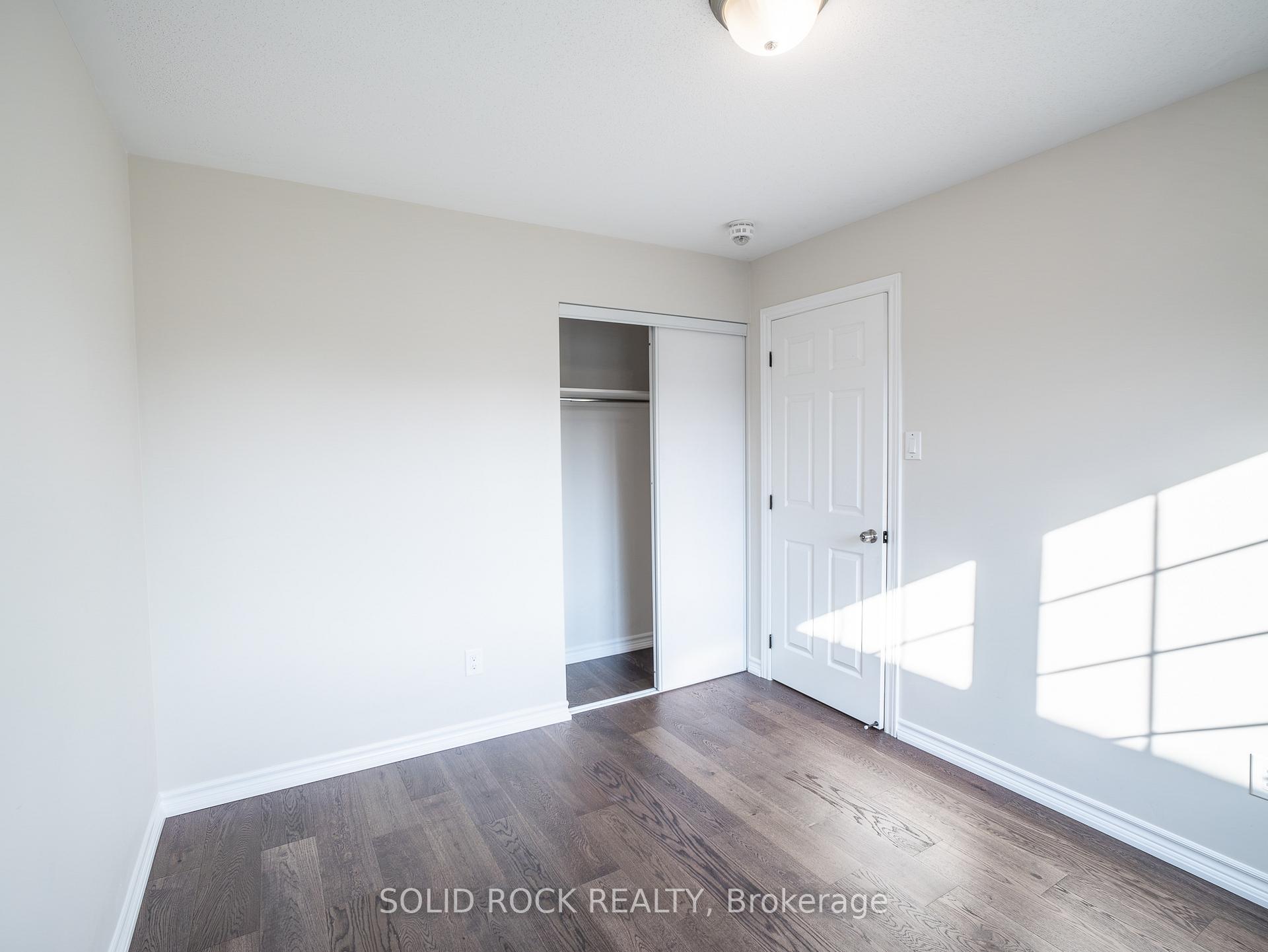 Photo 19 of 722 Logperch Circle, Ottawa, Barrhaven - Half Moon Bay — HOMEH