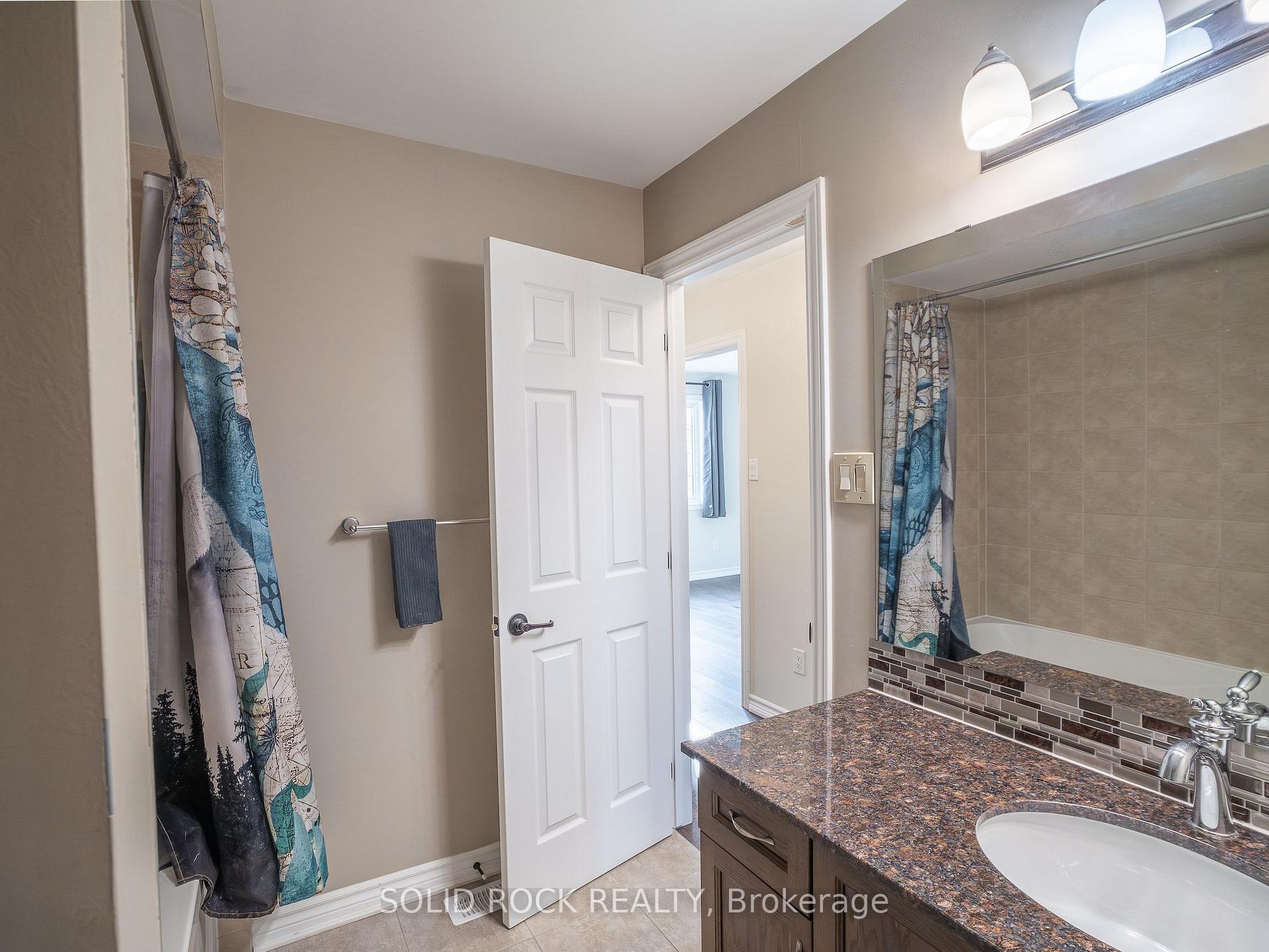Photo 20 of 722 Logperch Circle, Ottawa, Barrhaven - Half Moon Bay — HOMEH