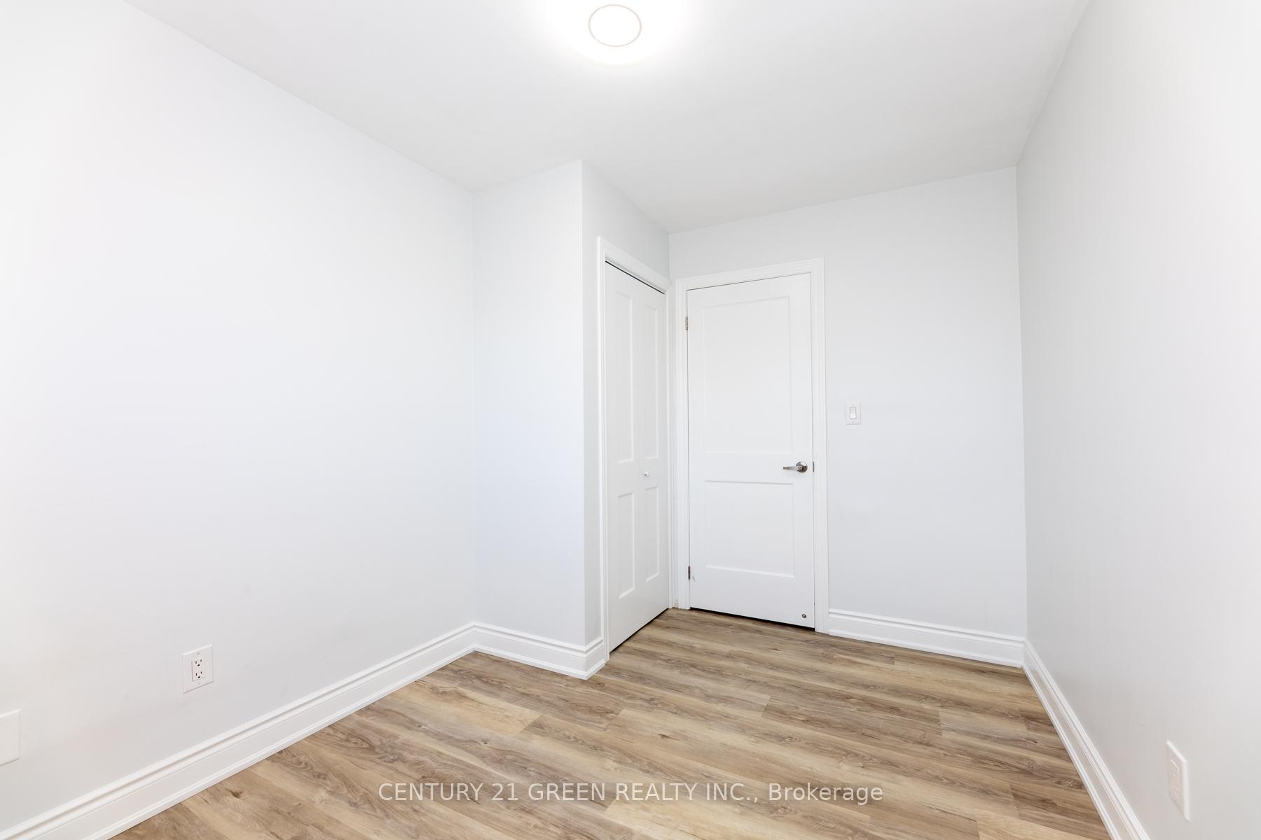 Photo 25 of 159 Bow Valley Drive, Hamilton, Riverdale — HOMEH