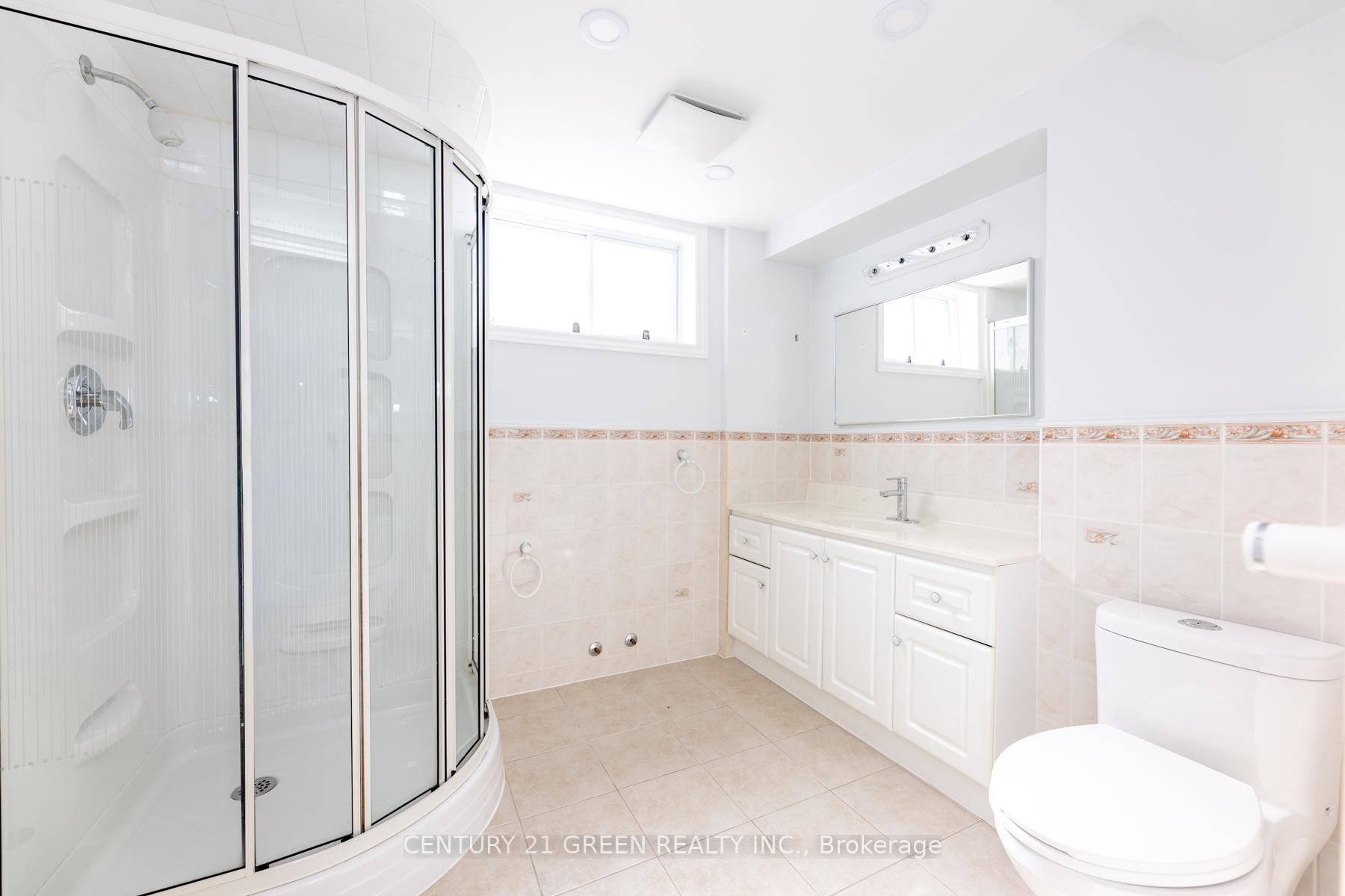 Photo 35 of 159 Bow Valley Drive, Hamilton, Riverdale — HOMEH