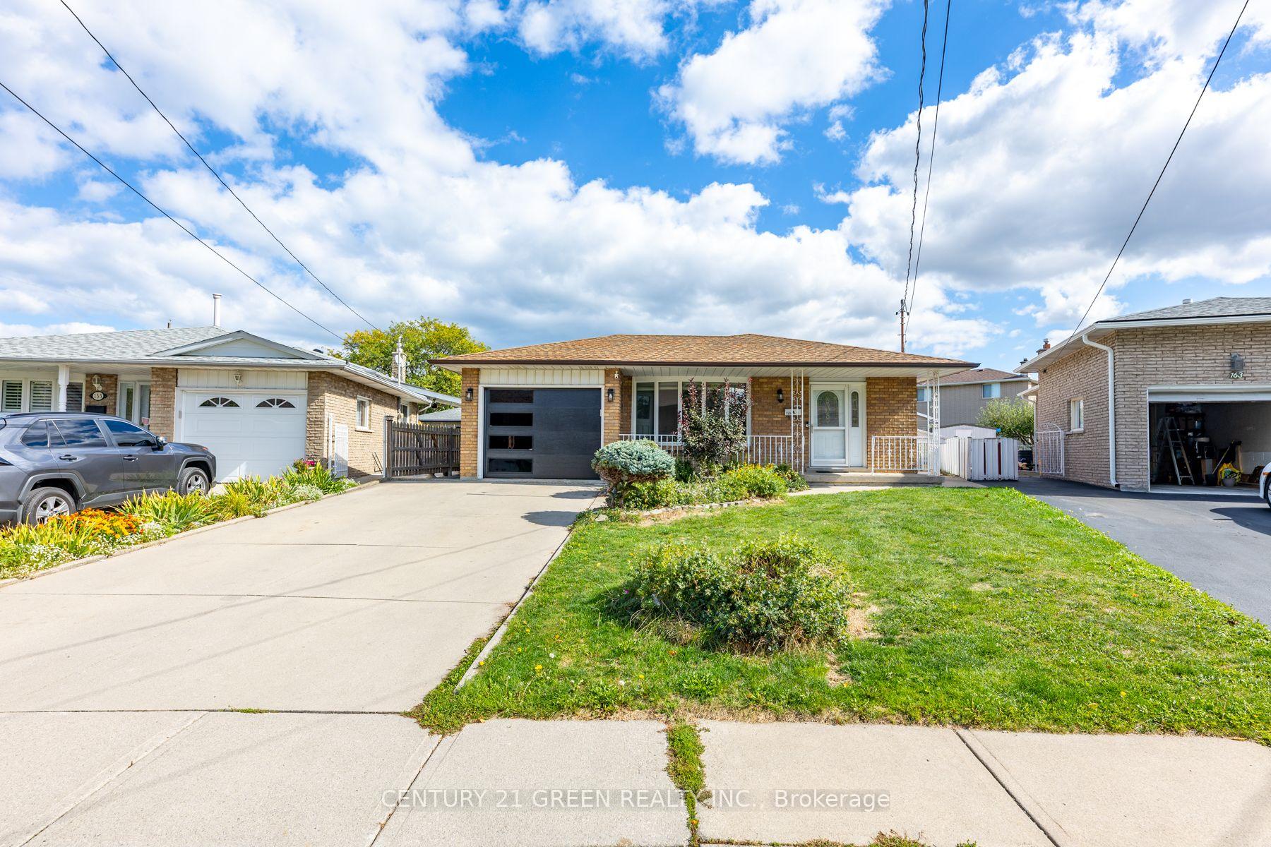 Photo 38 of 159 Bow Valley Drive, Hamilton, Riverdale — HOMEH