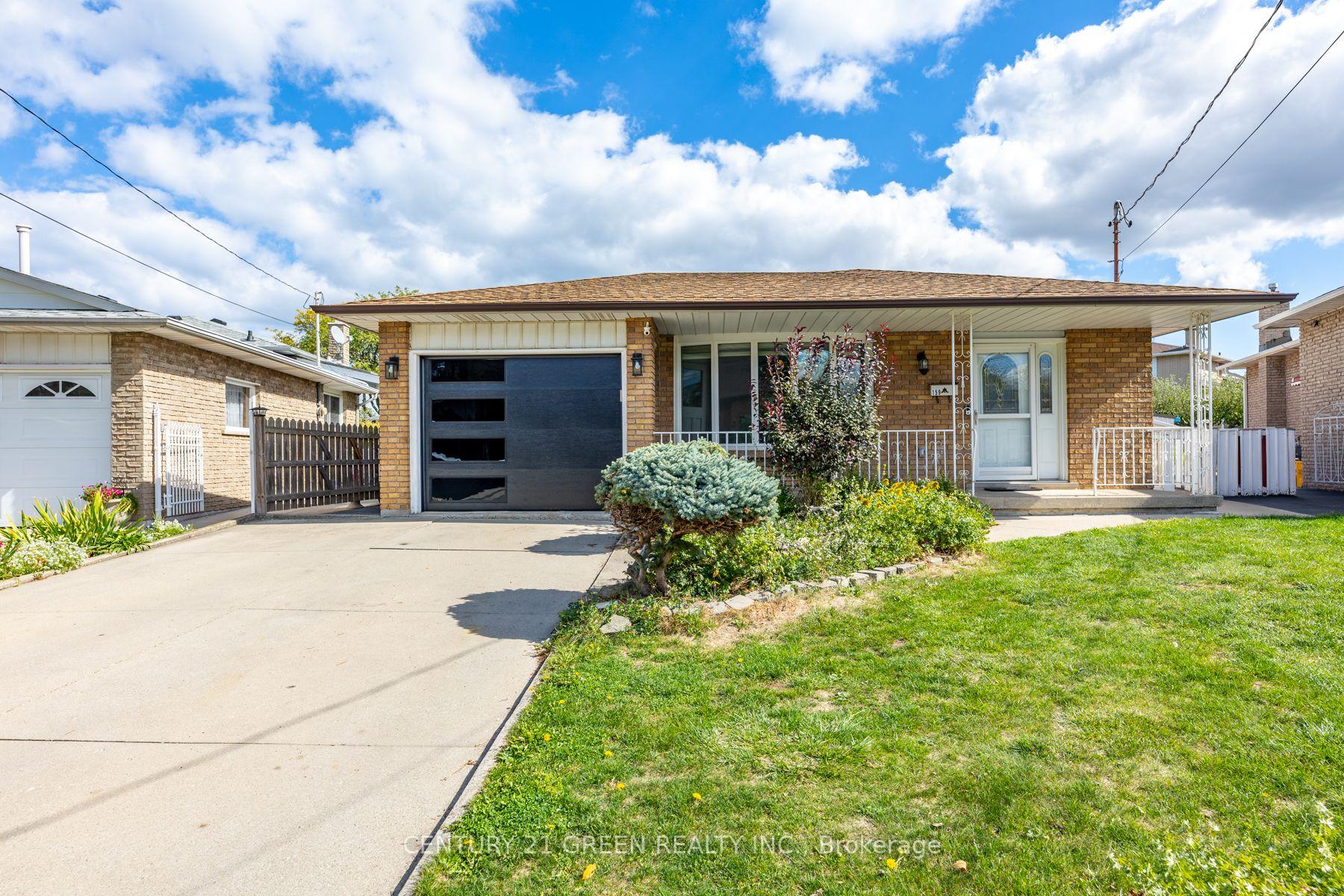Photo 41 of 159 Bow Valley Drive, Hamilton, Riverdale — HOMEH