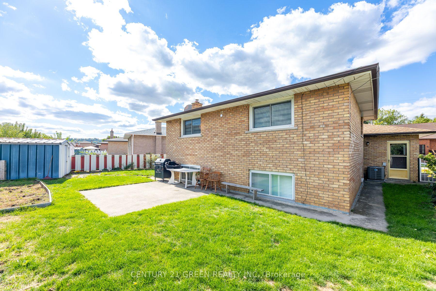 Photo 46 of 159 Bow Valley Drive, Hamilton, Riverdale — HOMEH