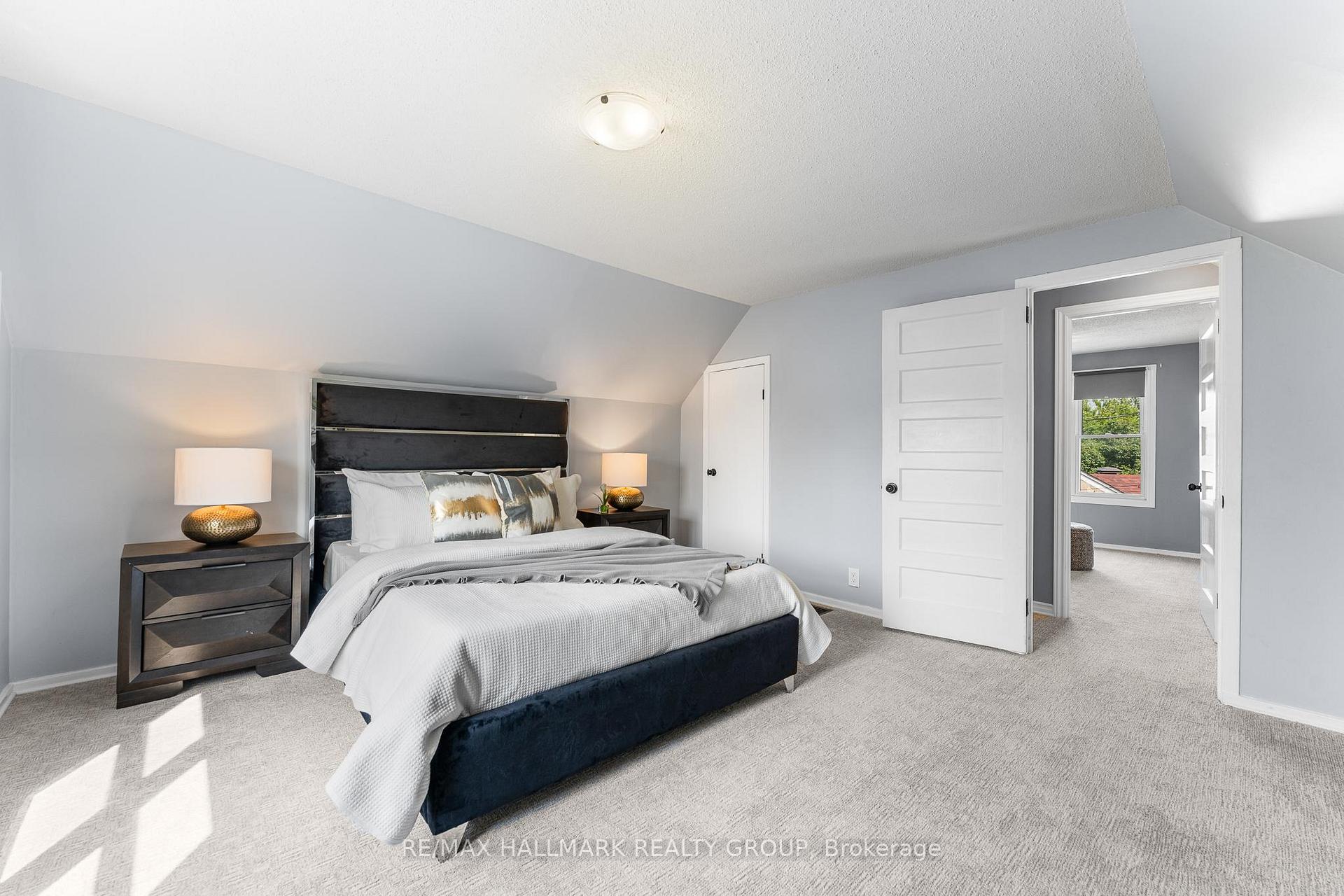Photo 20 of 845 Merivale Road, Ottawa, Carlington — HOMEH