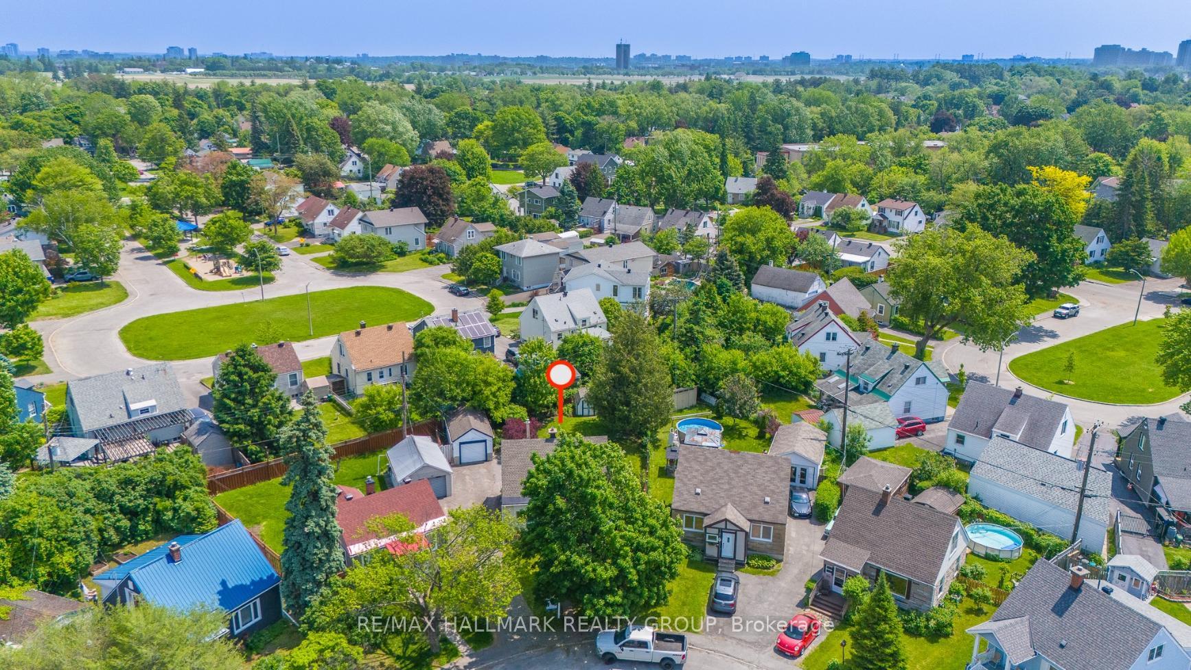 Photo 33 of 845 Merivale Road, Ottawa, Carlington — HOMEH
