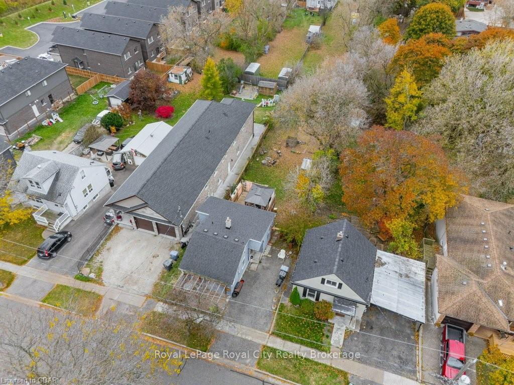 Photo 1 of 16 William Street, Guelph, St. George's — HOMEH