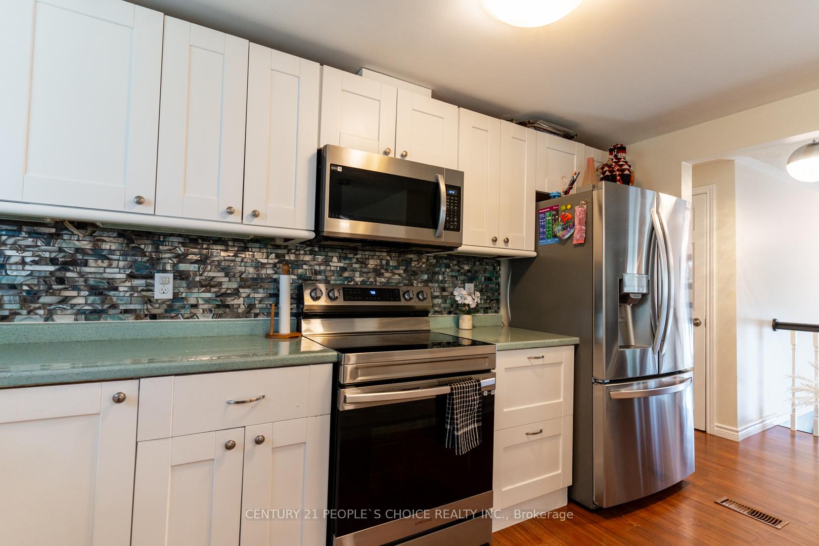 Photo 13 of 48 Rochelle Drive, Guelph, Willow West/Sugarbush/West Acres — HOMEH