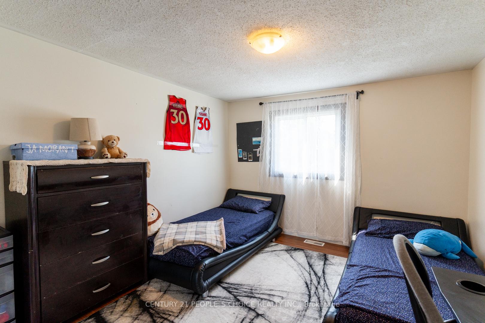 Photo 18 of 48 Rochelle Drive, Guelph, Willow West/Sugarbush/West Acres — HOMEH