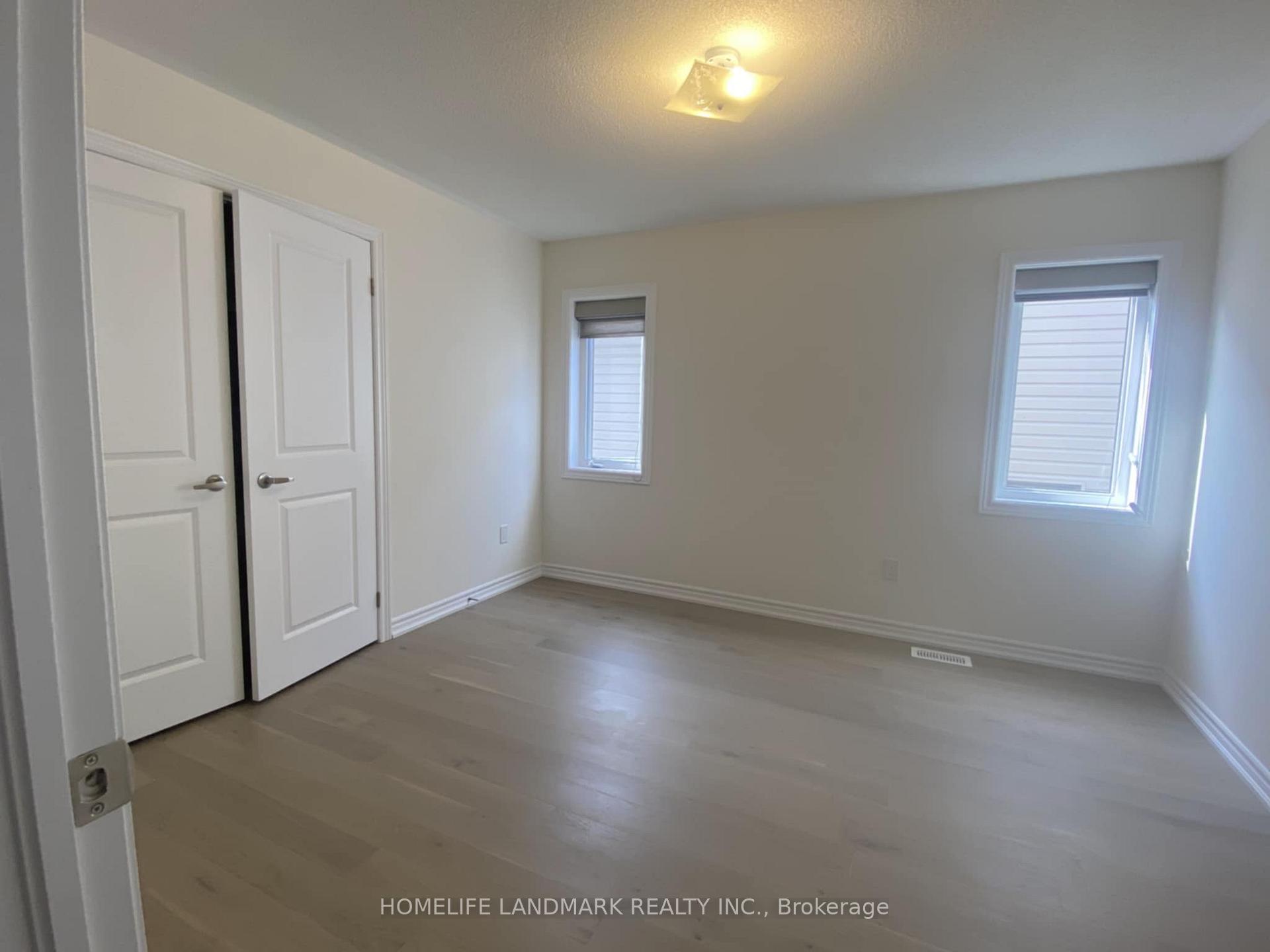 Photo 11 of 36 Rochester Drive, Barrie, Rural Barrie Southeast — HOMEH