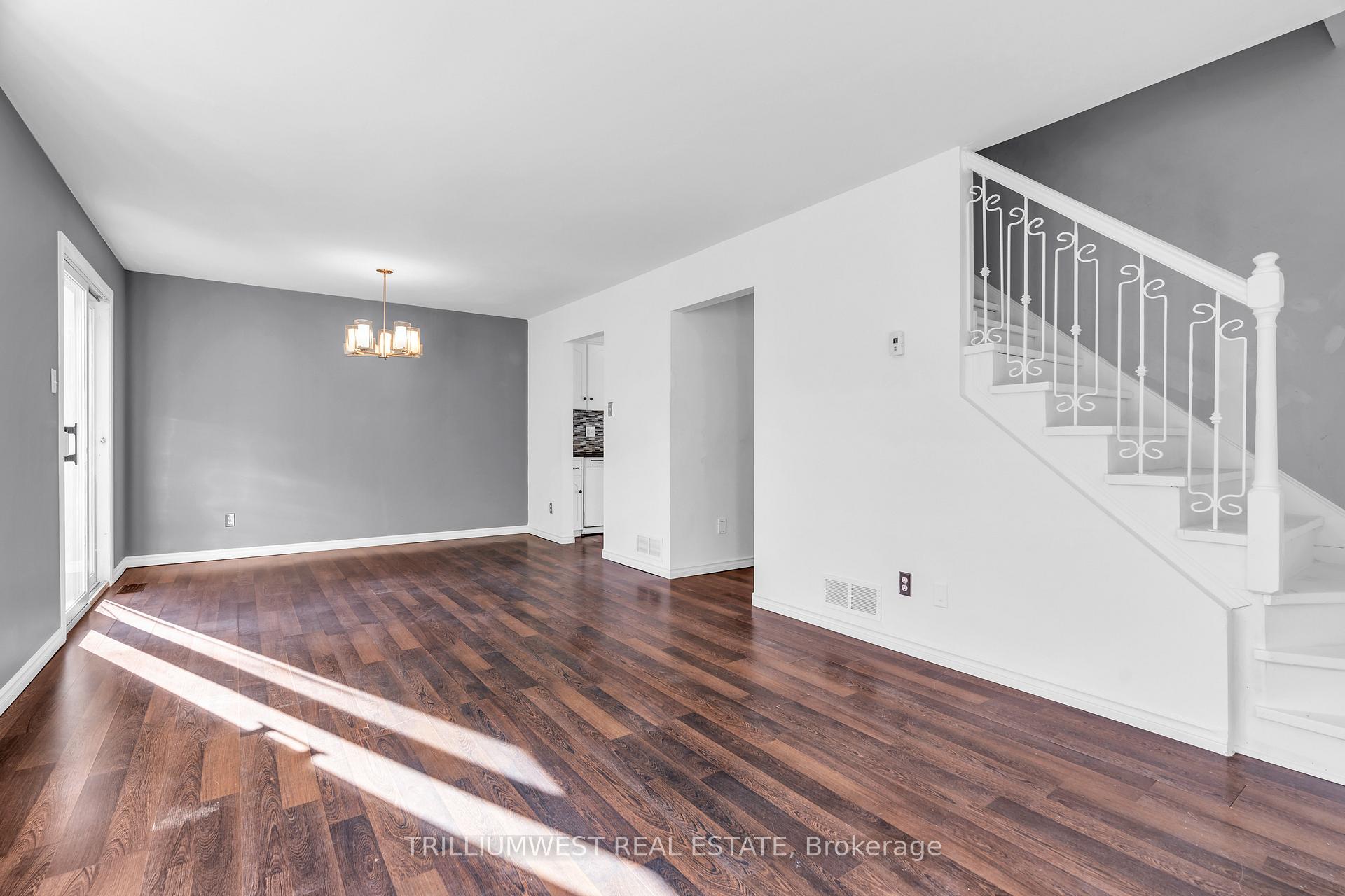 Photo 16 of 356 Imperial Road S, Guelph, Willow West/Sugarbush/West Acres — HOMEH