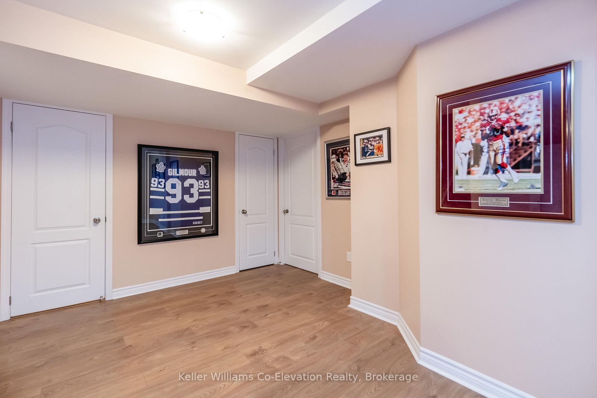 Photo 31 of 172 The Queensway, Barrie, Innis-Shore — HOMEH