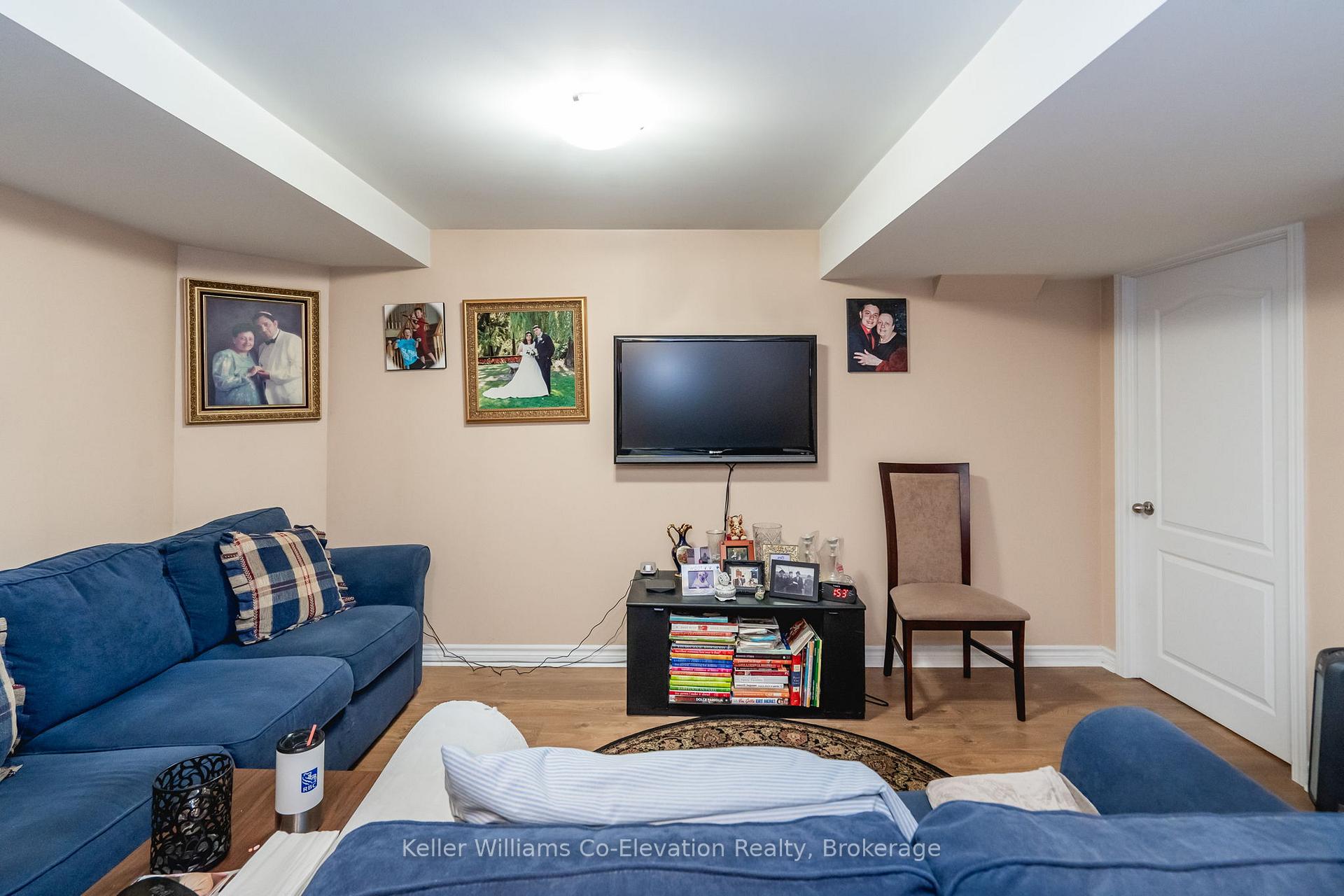 Photo 34 of 172 The Queensway, Barrie, Innis-Shore — HOMEH