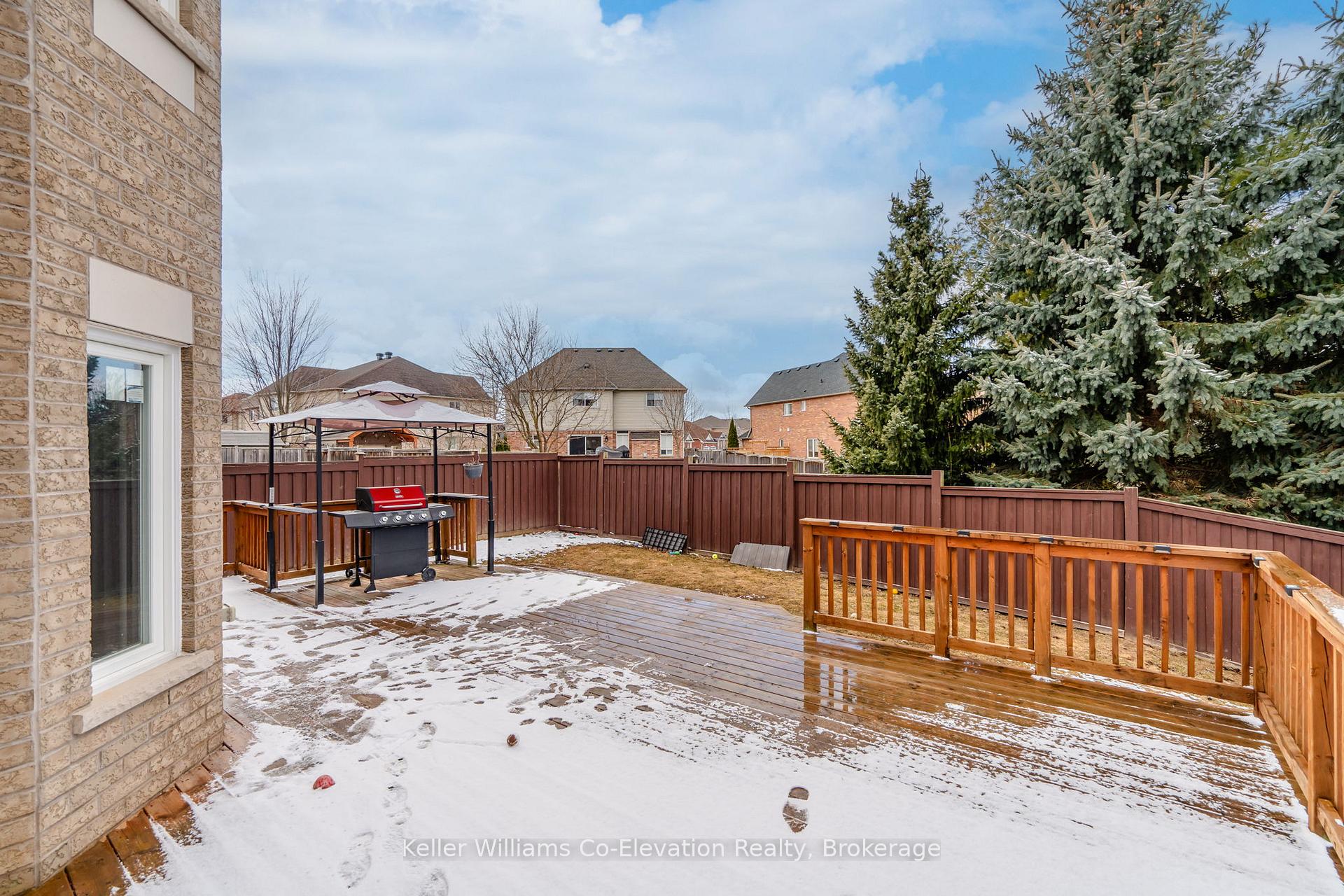 Photo 39 of 172 The Queensway, Barrie, Innis-Shore — HOMEH