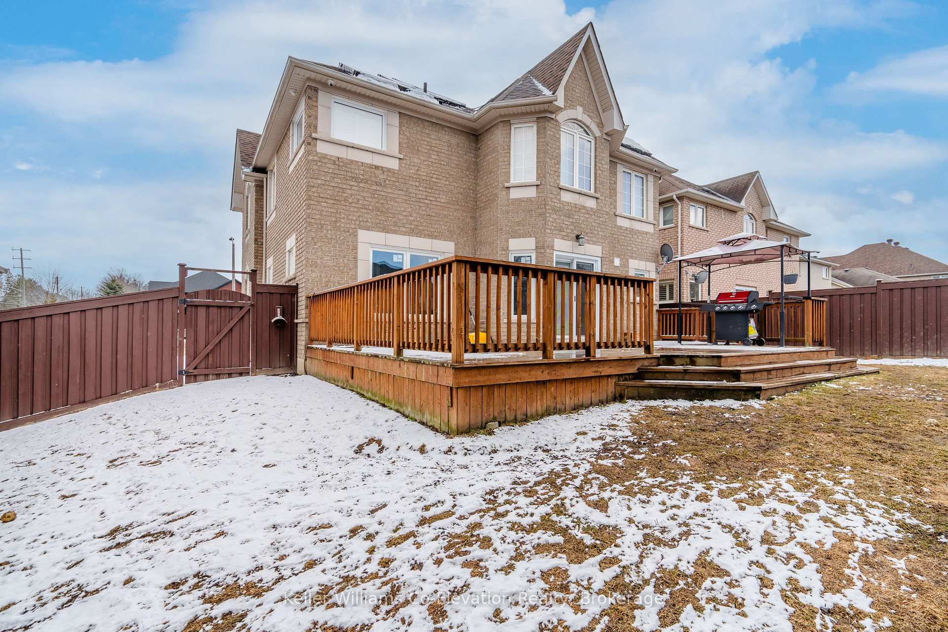 Photo 40 of 172 The Queensway, Barrie, Innis-Shore — HOMEH