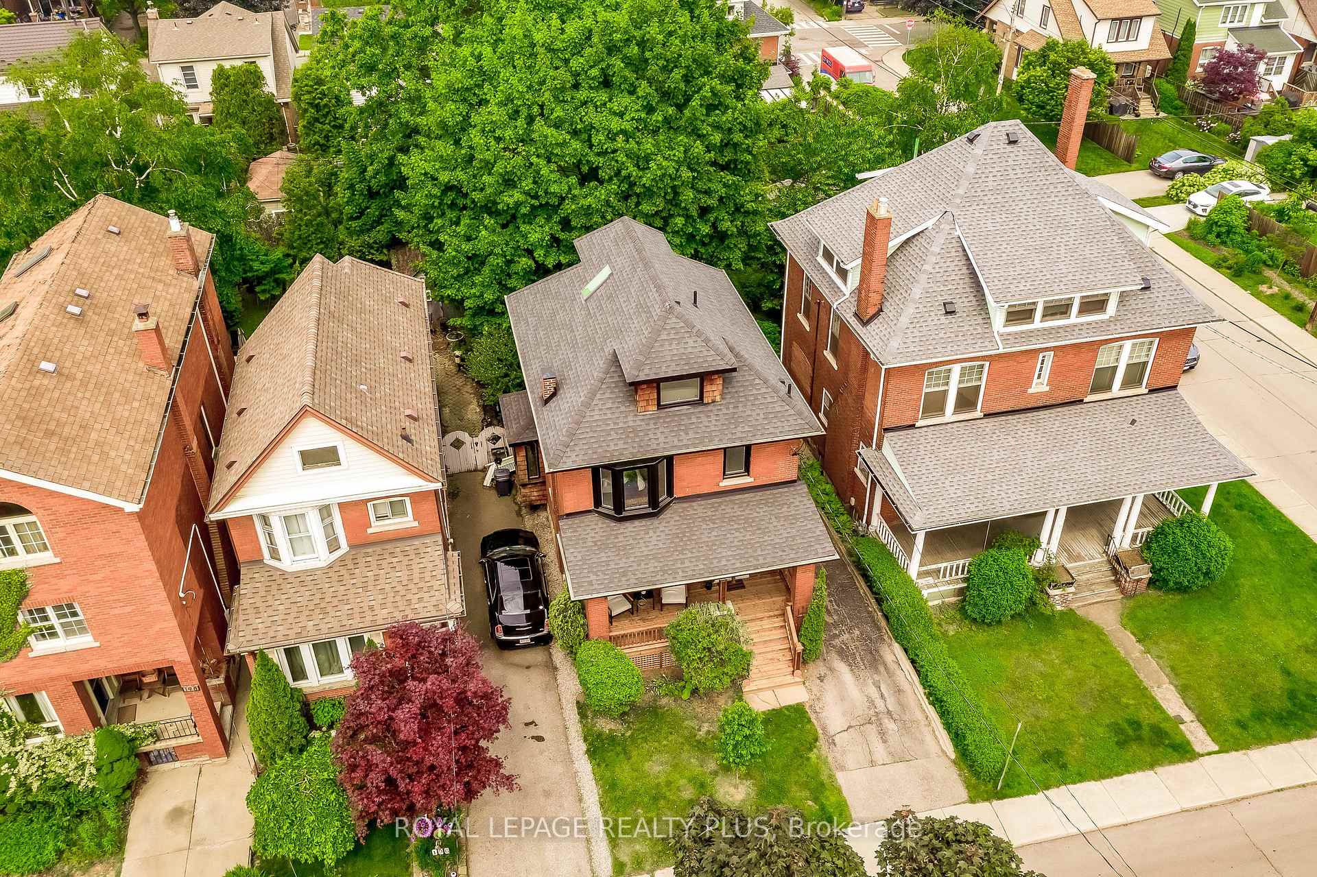 Photo 38 of 192 Kensington Avenue S, Hamilton, Delta — HOMEH