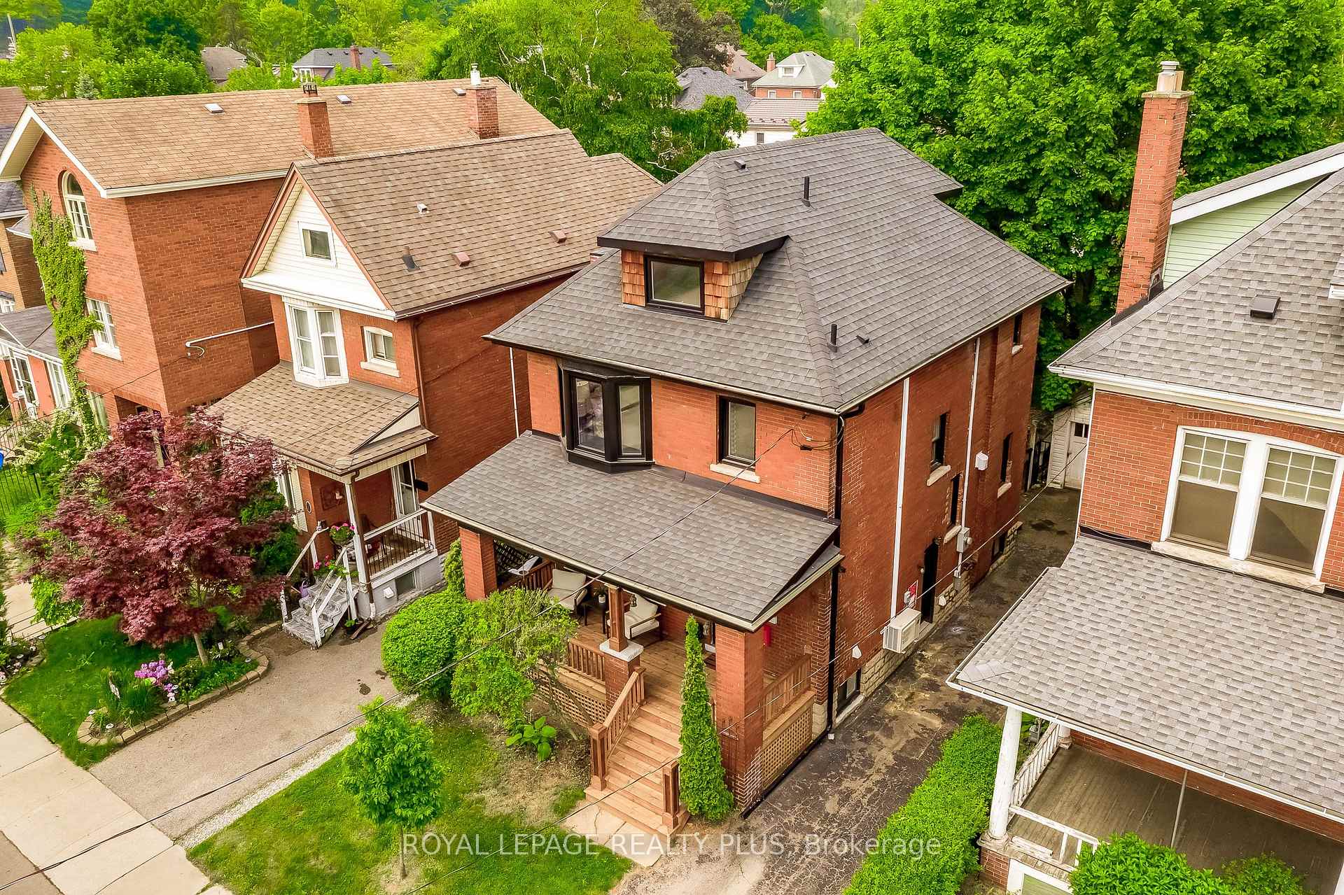 Photo 39 of 192 Kensington Avenue S, Hamilton, Delta — HOMEH