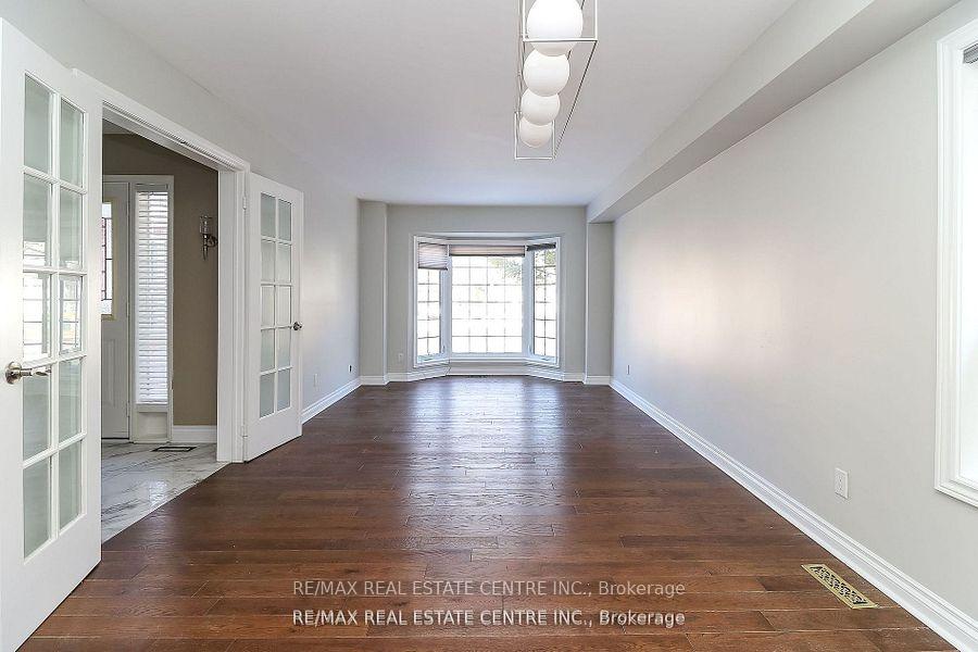 Photo 11 of 25 Meadowlark Road, Barrie, Cundles East — HOMEH