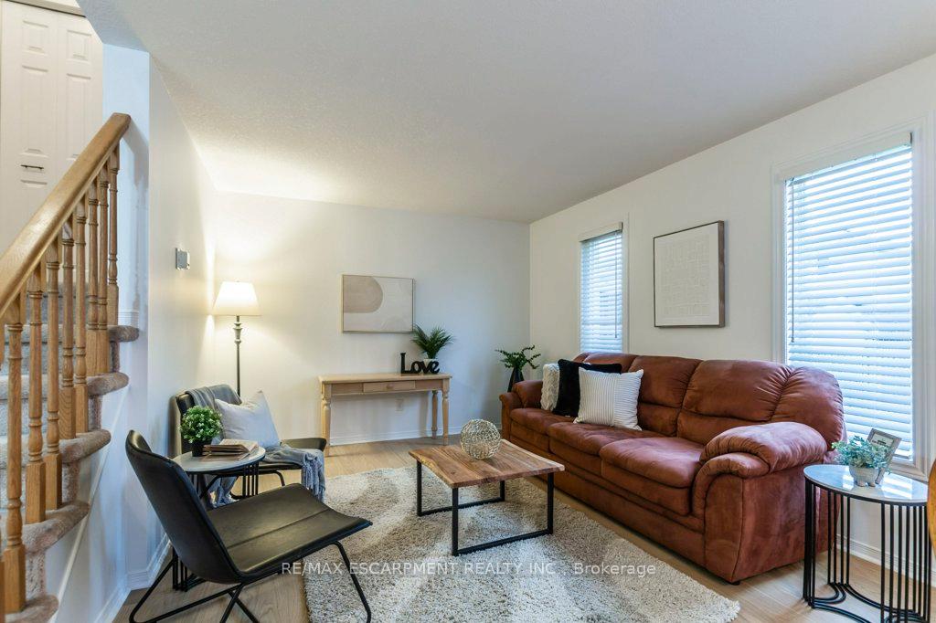 Photo 11 of 15 Trailbrook Lane, Guelph, Grange Road — HOMEH