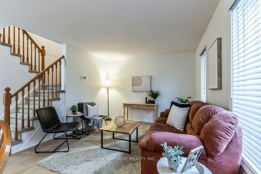 Photo 12 of 15 Trailbrook Lane, Guelph, Grange Road — HOMEH