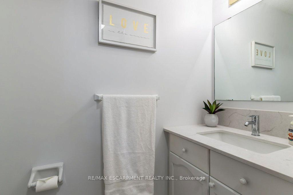 Photo 14 of 15 Trailbrook Lane, Guelph, Grange Road — HOMEH