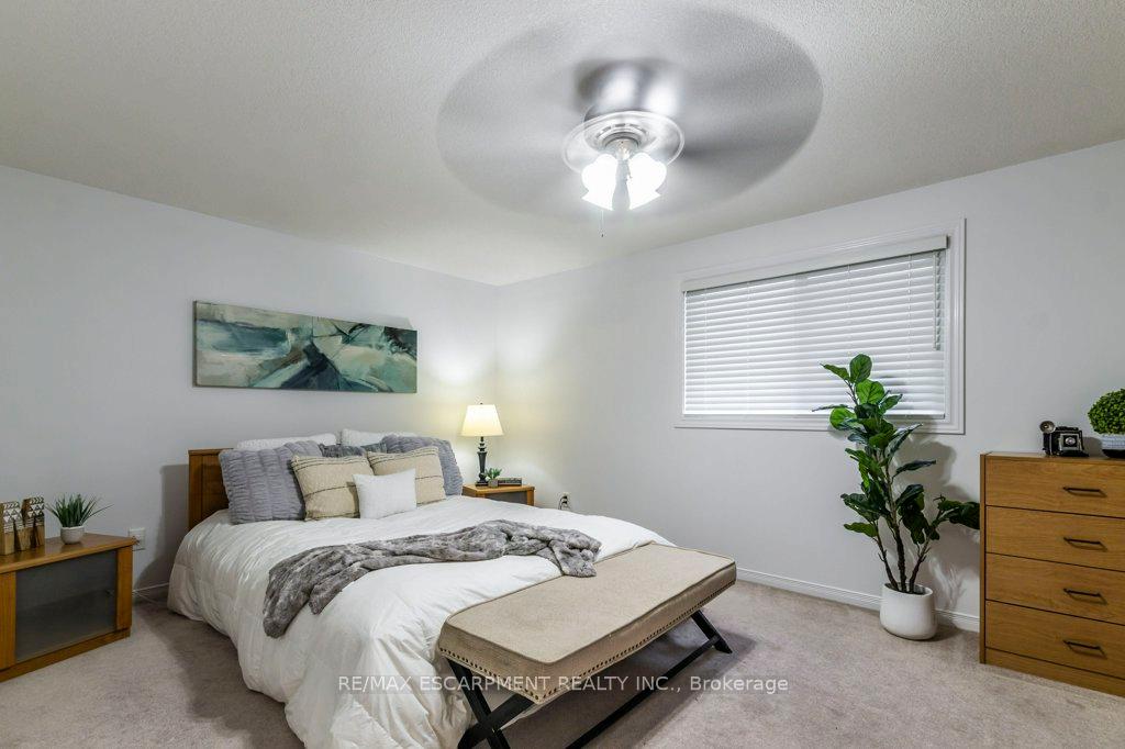 Photo 24 of 15 Trailbrook Lane, Guelph, Grange Road — HOMEH