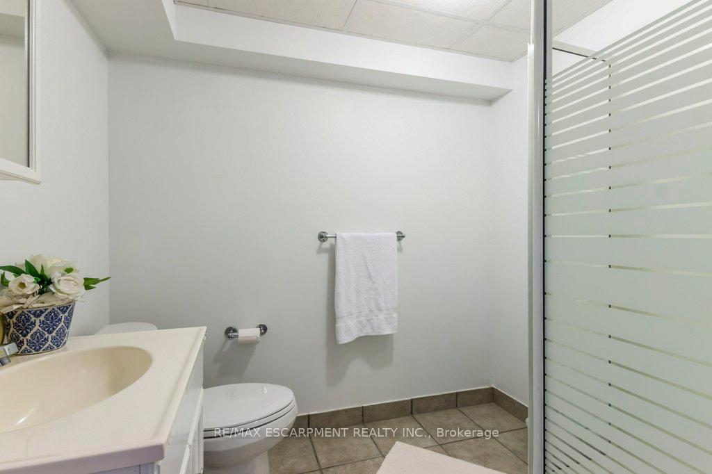 Photo 27 of 15 Trailbrook Lane, Guelph, Grange Road — HOMEH