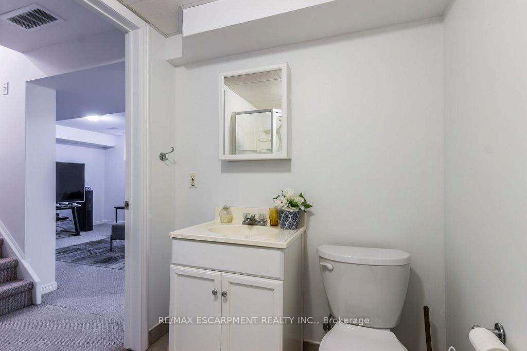 Photo 28 of 15 Trailbrook Lane, Guelph, Grange Road — HOMEH