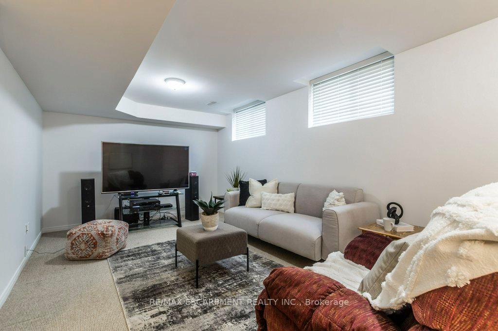 Photo 29 of 15 Trailbrook Lane, Guelph, Grange Road — HOMEH