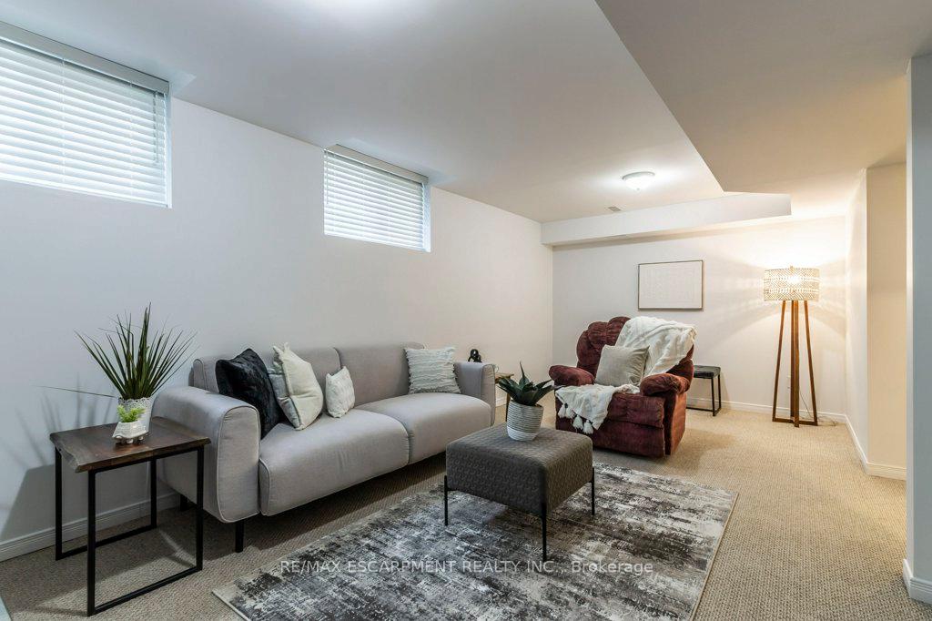 Photo 30 of 15 Trailbrook Lane, Guelph, Grange Road — HOMEH