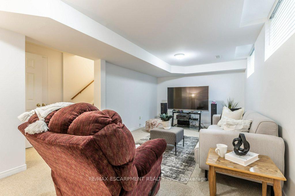 Photo 31 of 15 Trailbrook Lane, Guelph, Grange Road — HOMEH