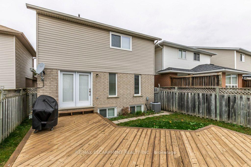 Photo 35 of 15 Trailbrook Lane, Guelph, Grange Road — HOMEH