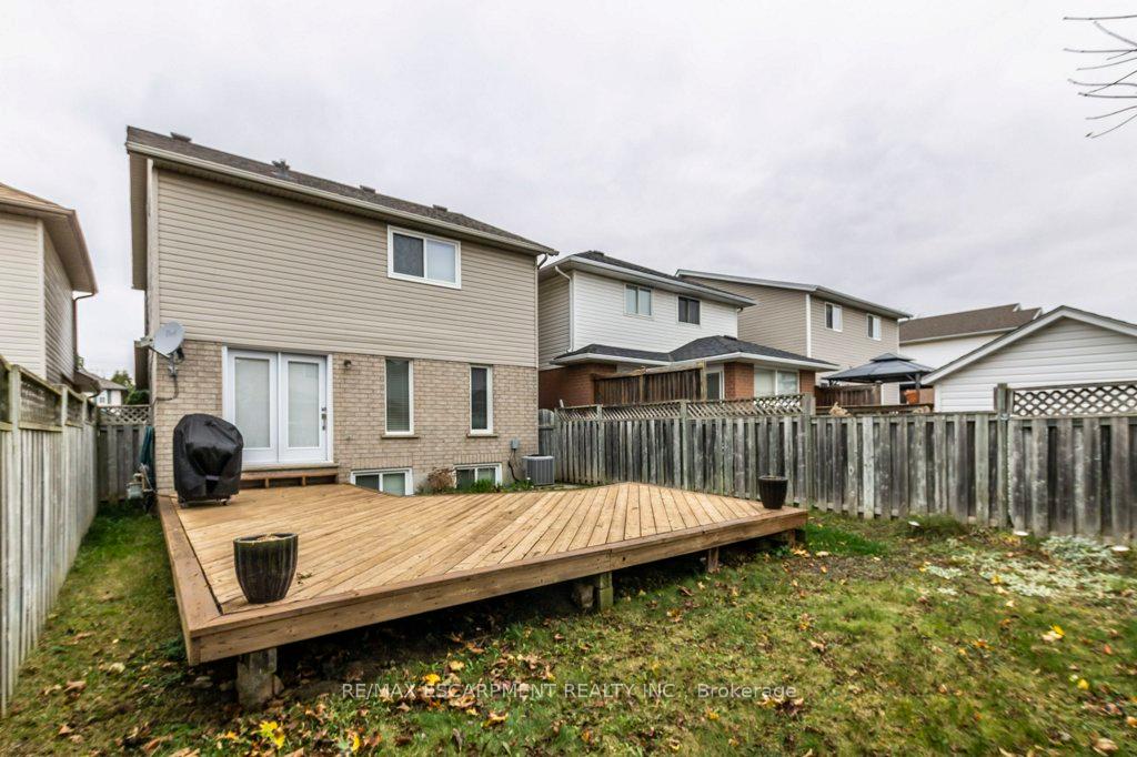 Photo 36 of 15 Trailbrook Lane, Guelph, Grange Road — HOMEH