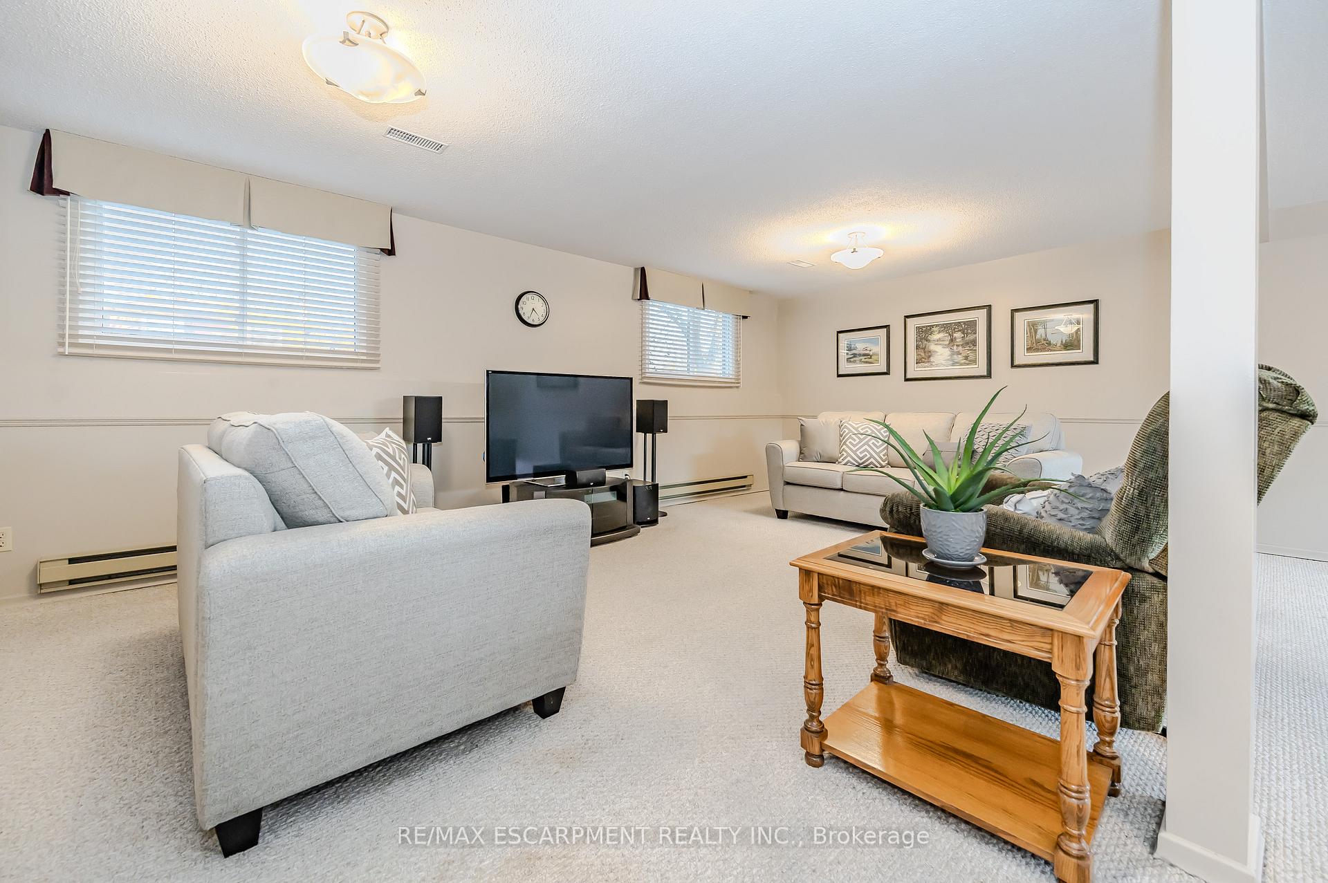 Photo 16 of 2 Jodi Place, Guelph, Willow West/Sugarbush/West Acres — HOMEH