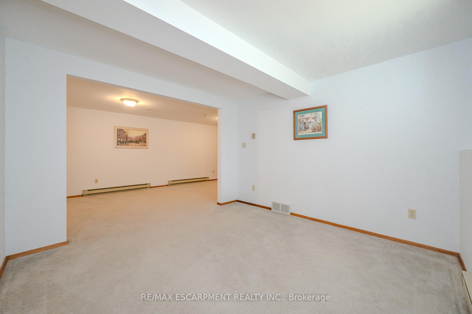 Photo 20 of 2 Jodi Place, Guelph, Willow West/Sugarbush/West Acres — HOMEH