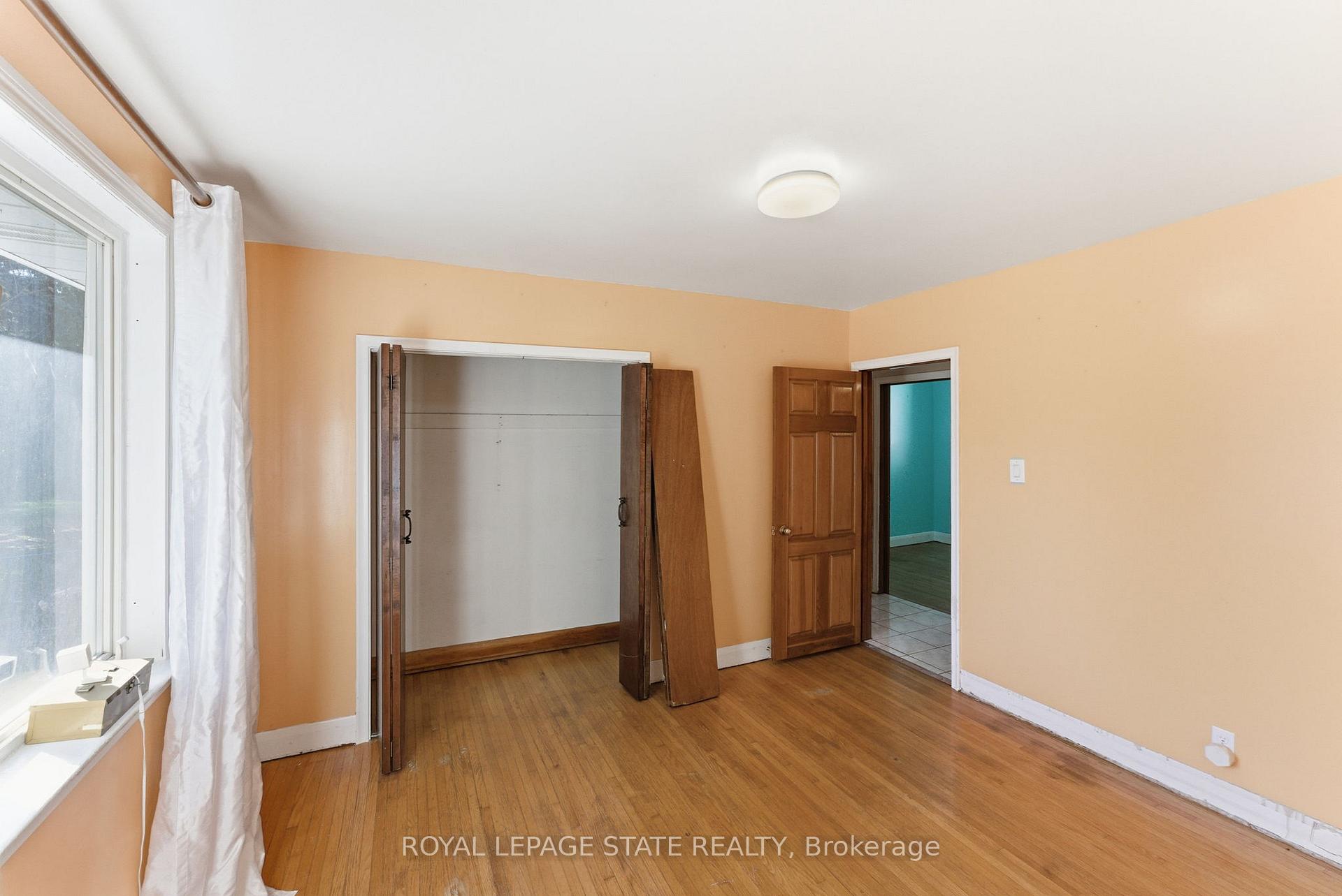 Photo 12 of 2088 Upper James Street, Hamilton, Mount Hope — HOMEH