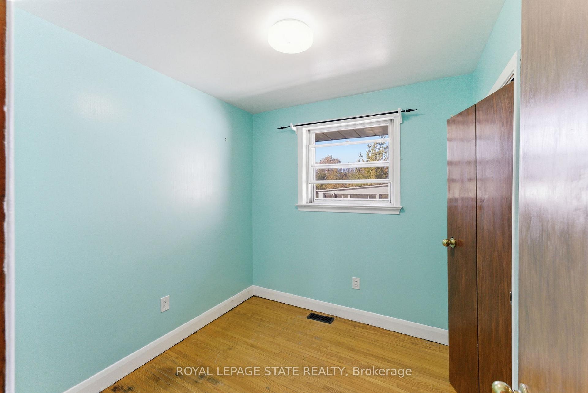 Photo 14 of 2088 Upper James Street, Hamilton, Mount Hope — HOMEH