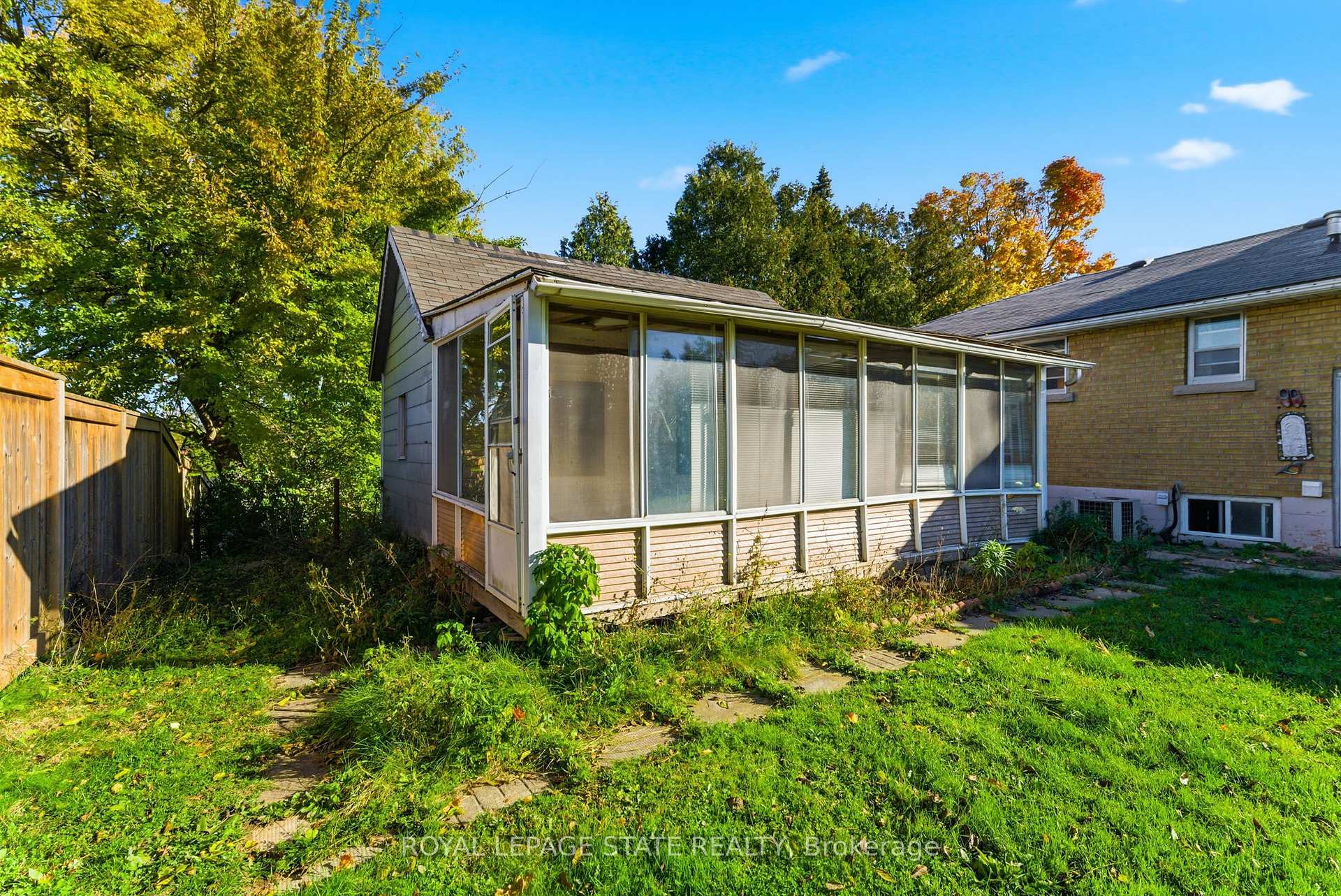 Photo 24 of 2088 Upper James Street, Hamilton, Mount Hope — HOMEH
