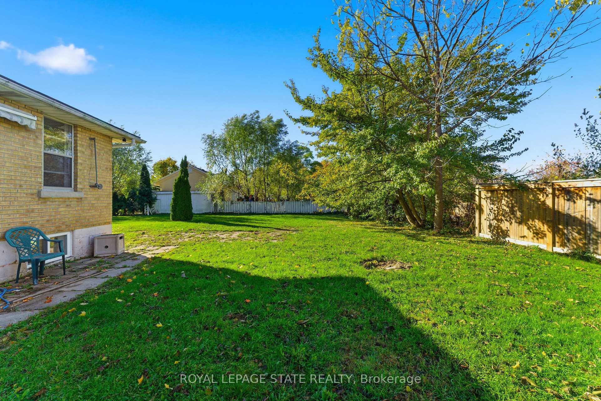 Photo 25 of 2088 Upper James Street, Hamilton, Mount Hope — HOMEH