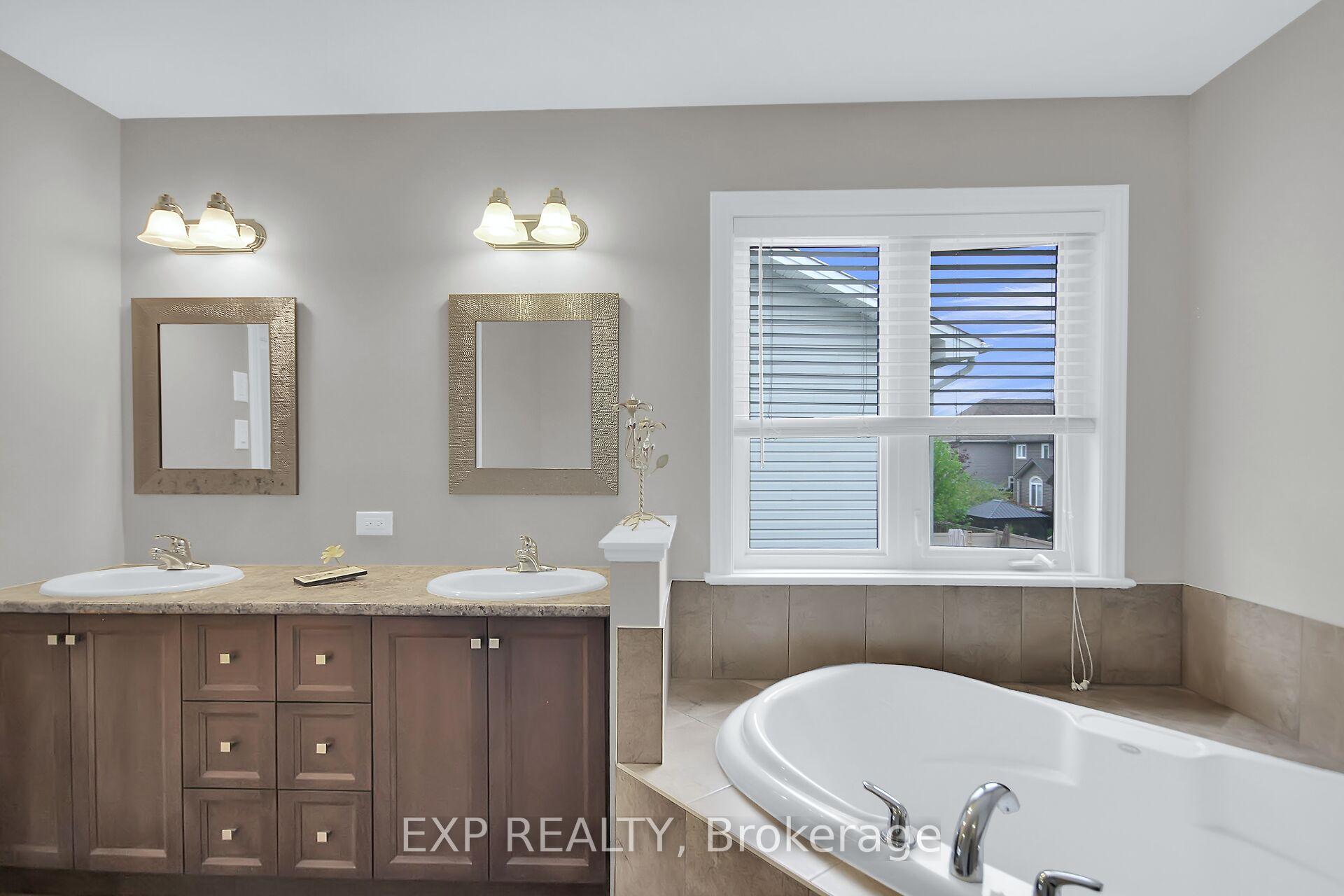 Photo 35 of 132 Gracewood Crescent, Ottawa, Blossom Park/Kemp Park/Findlay Creek — HOMEH