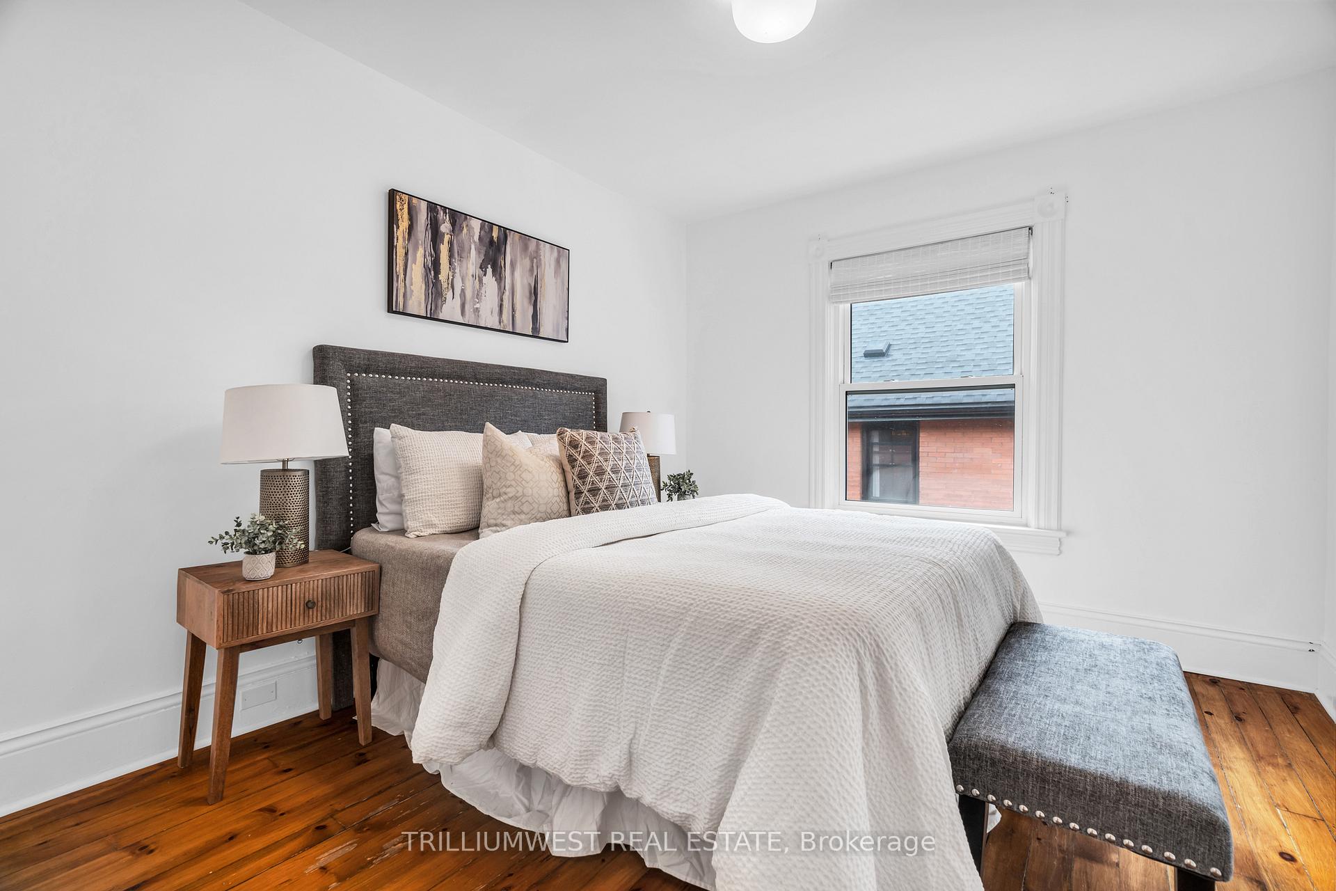 Photo 22 of 33 Merion Street, Guelph, Junction/Onward Willow — HOMEH