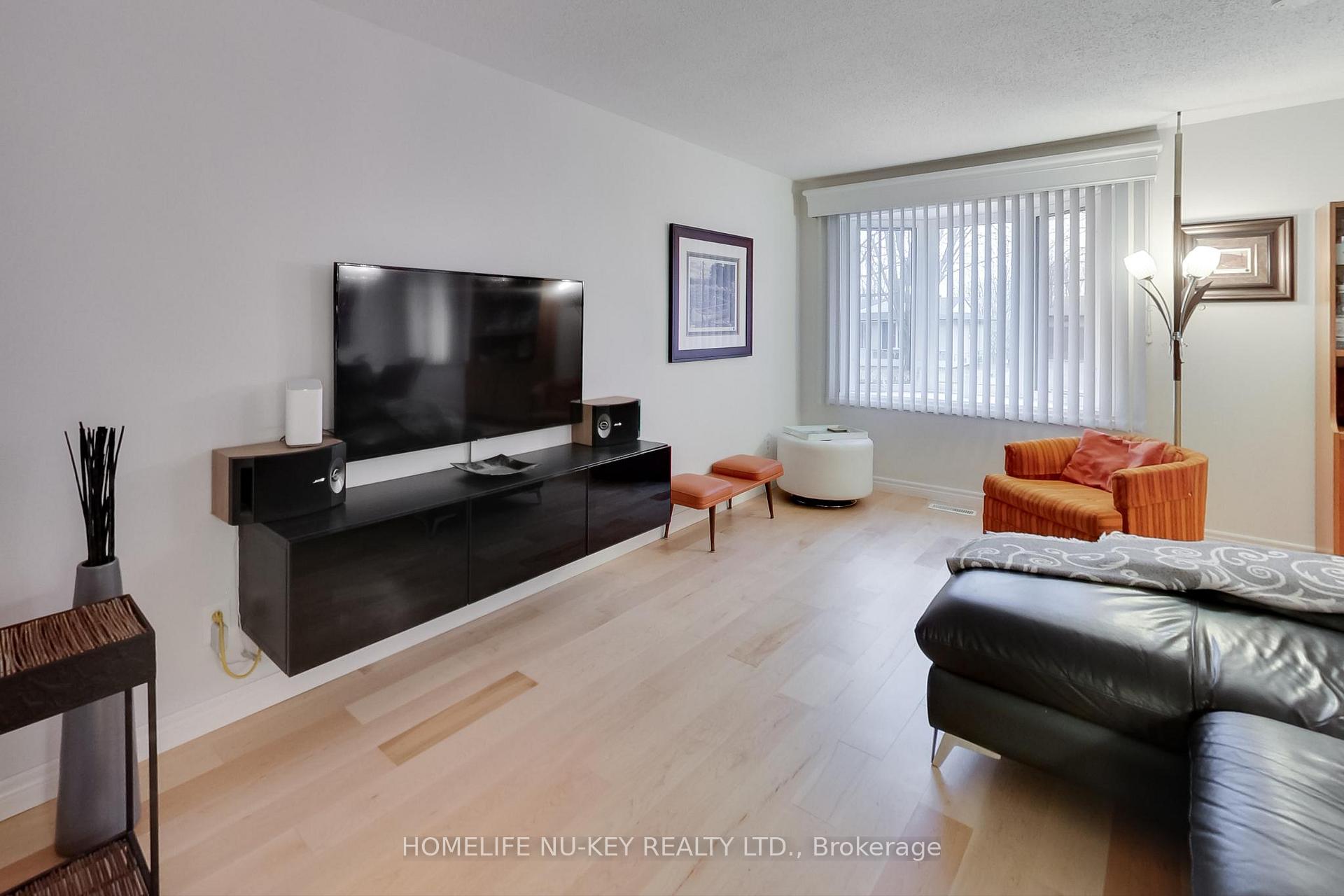Photo 10 of 26 Collete Crescent, Barrie, Cundles East — HOMEH