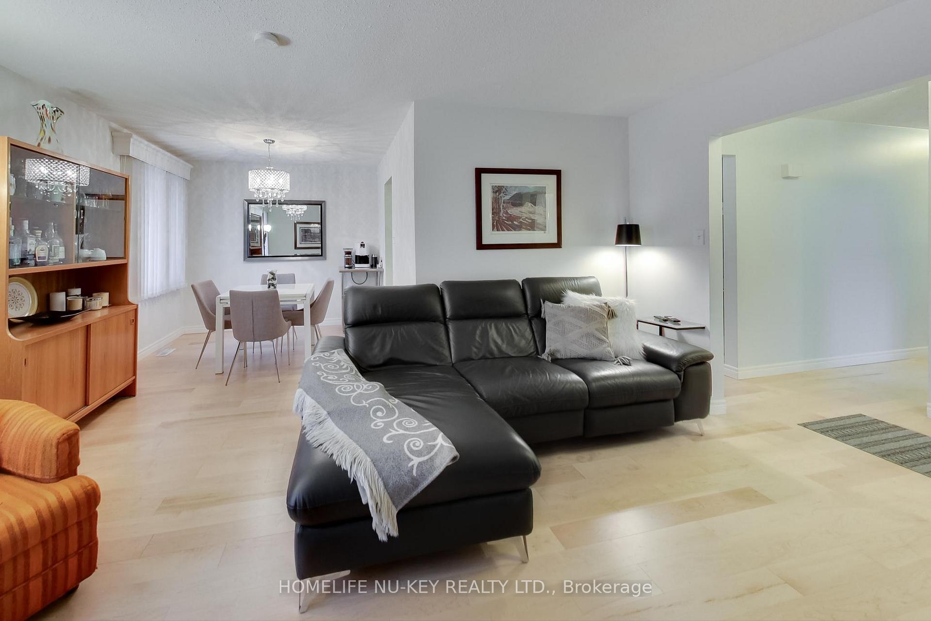 Photo 12 of 26 Collete Crescent, Barrie, Cundles East — HOMEH