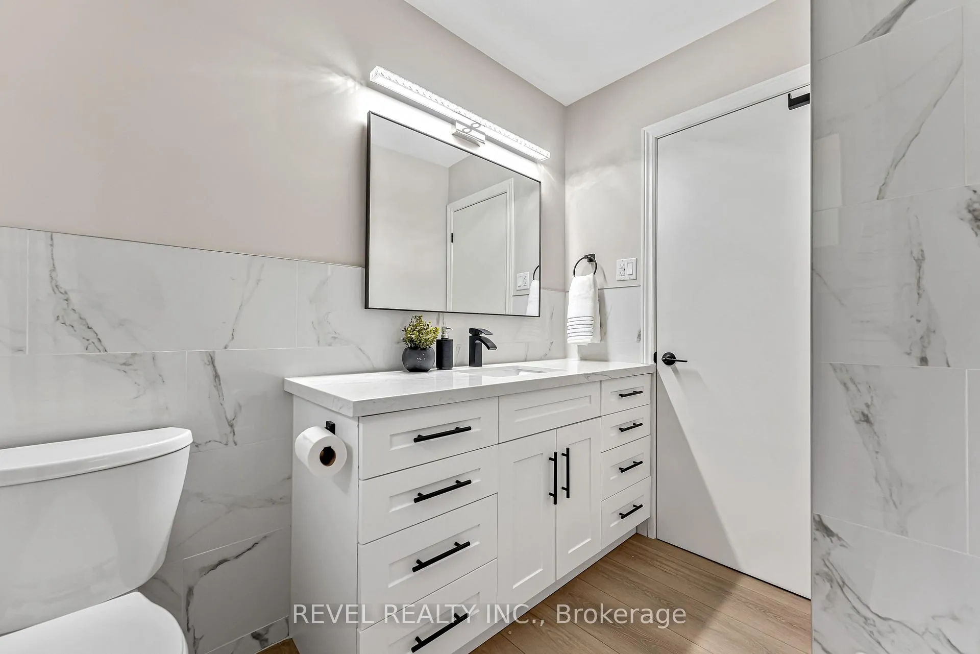 Photo 17 of 323 Hixon Road, Hamilton, Red Hill — HOMEH