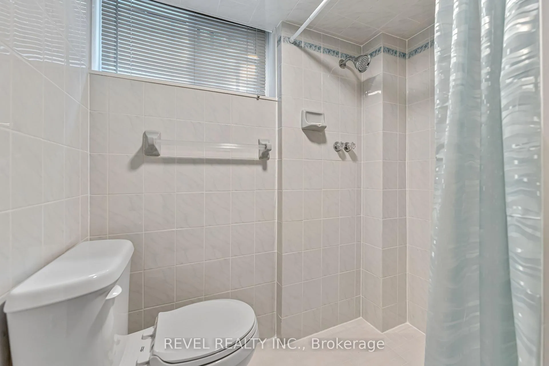 Photo 30 of 323 Hixon Road, Hamilton, Red Hill — HOMEH